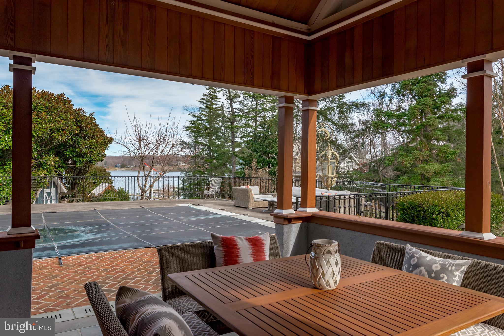 WARDOUR - Residential