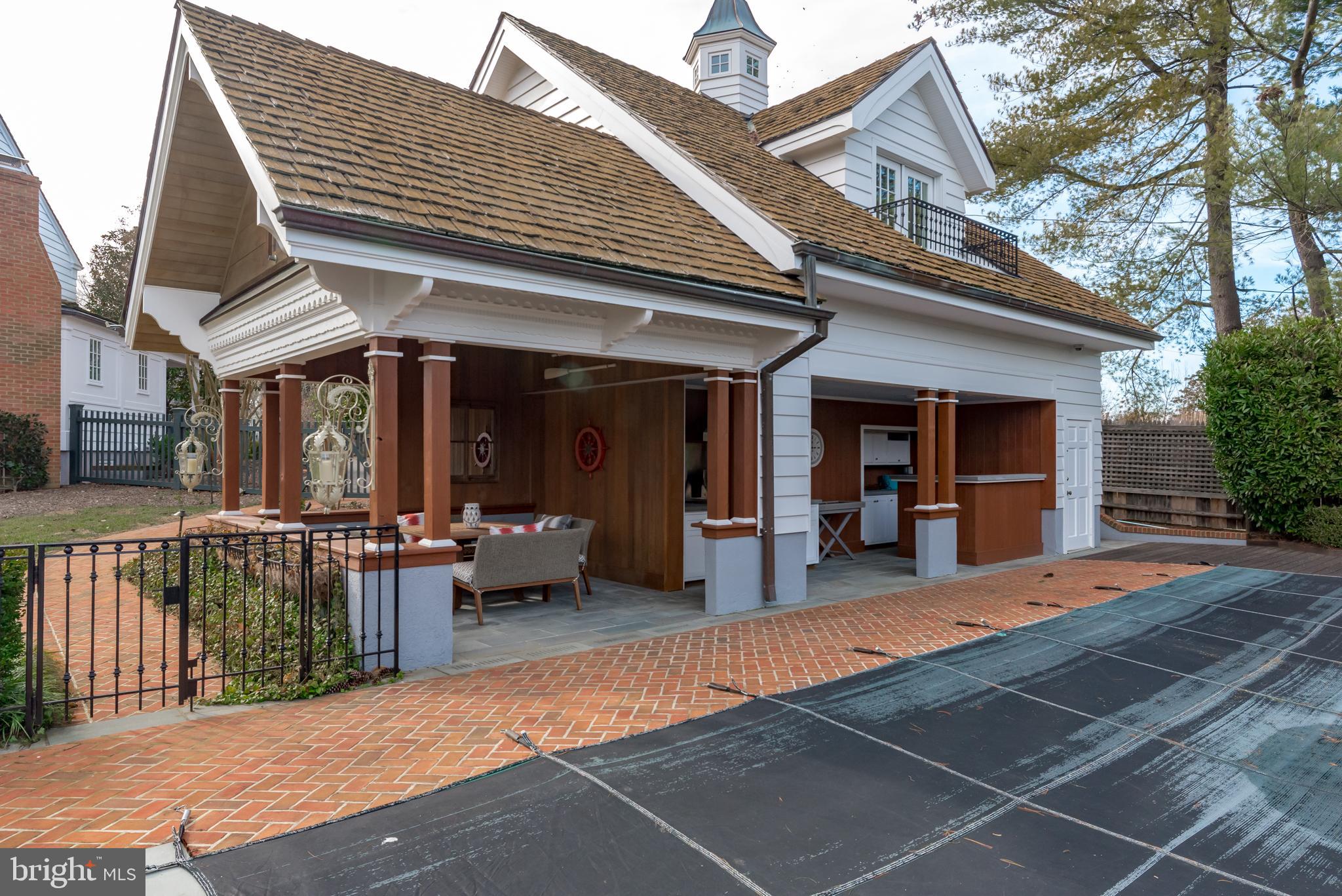 WARDOUR - Residential