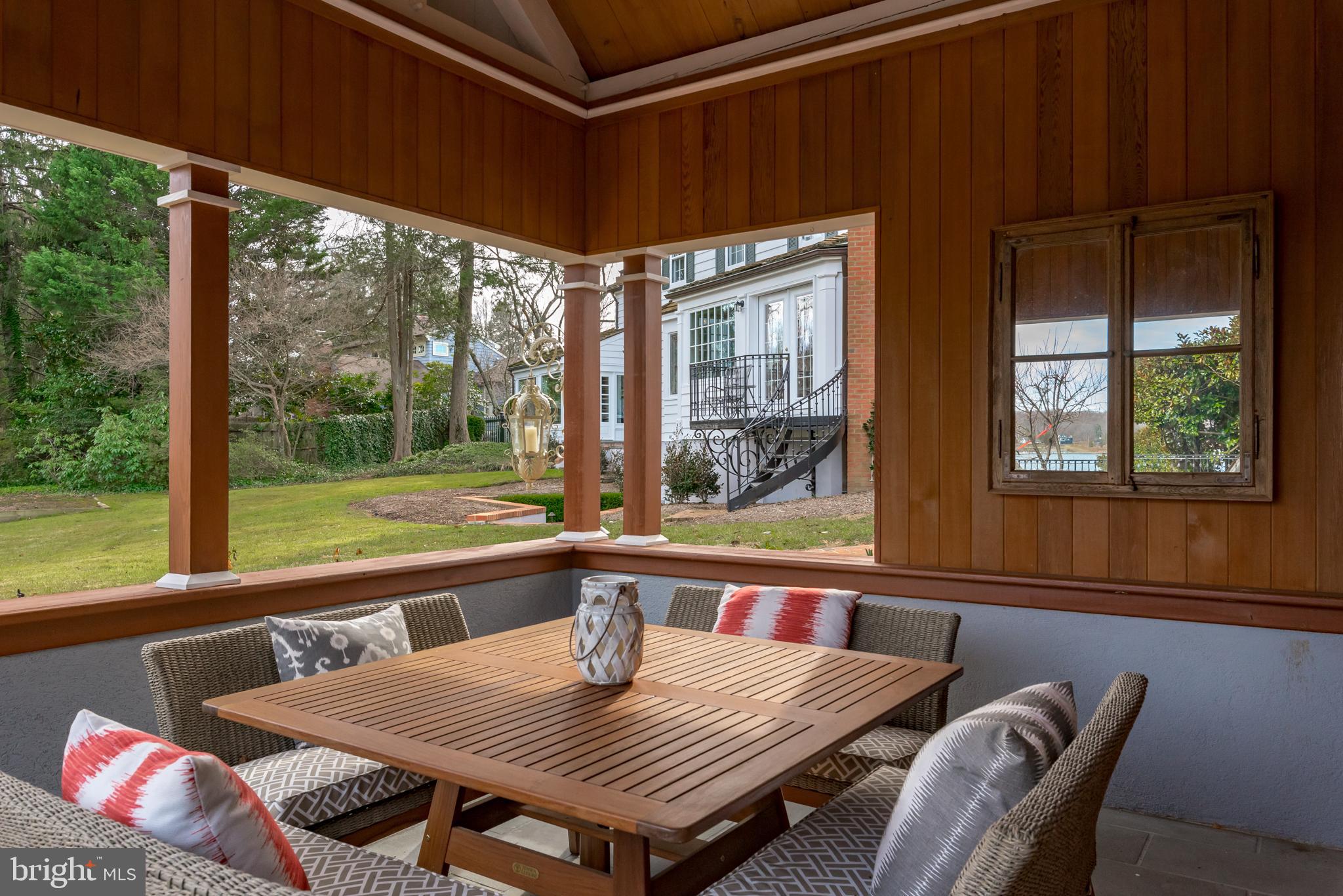 WARDOUR - Residential