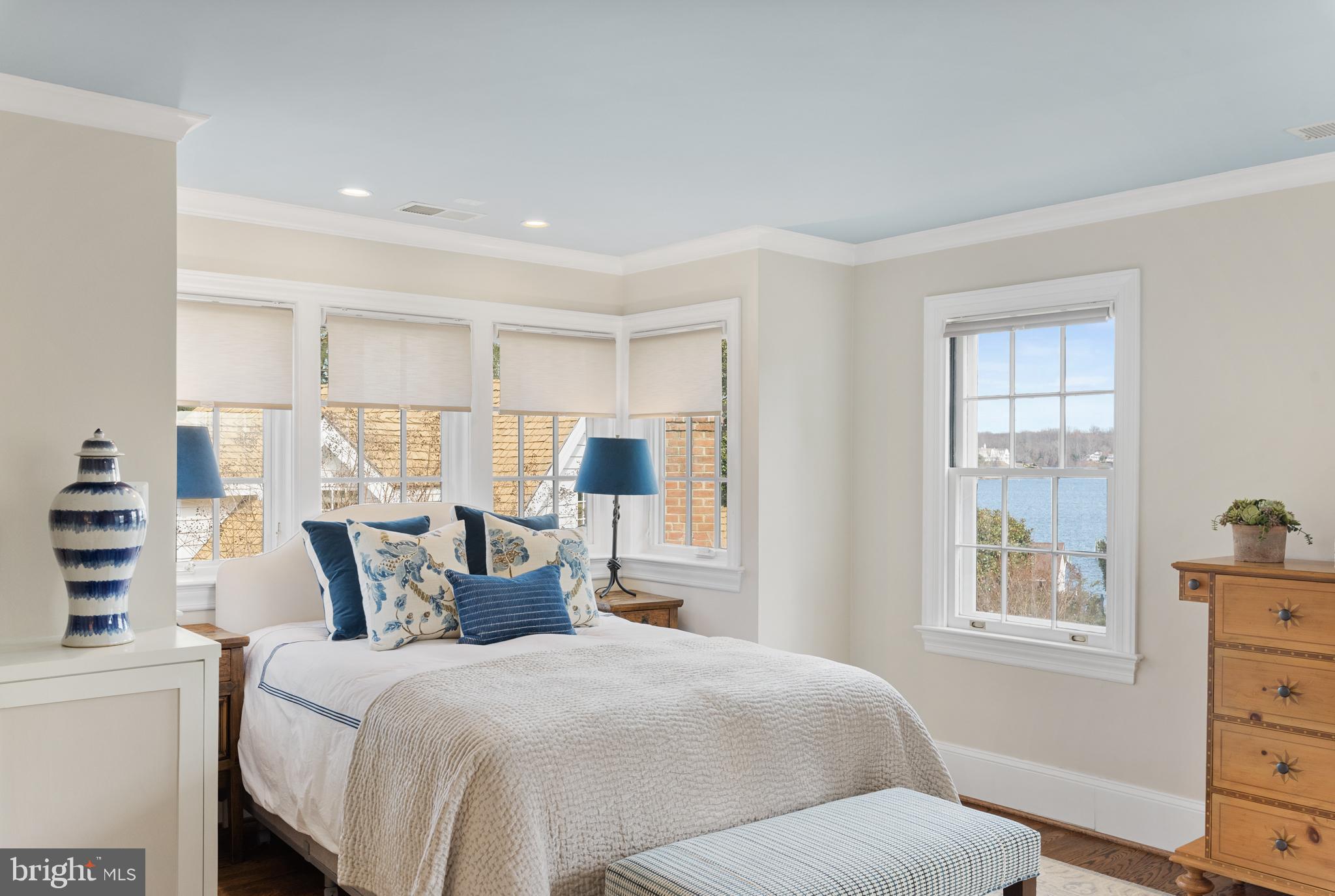 WARDOUR - Residential