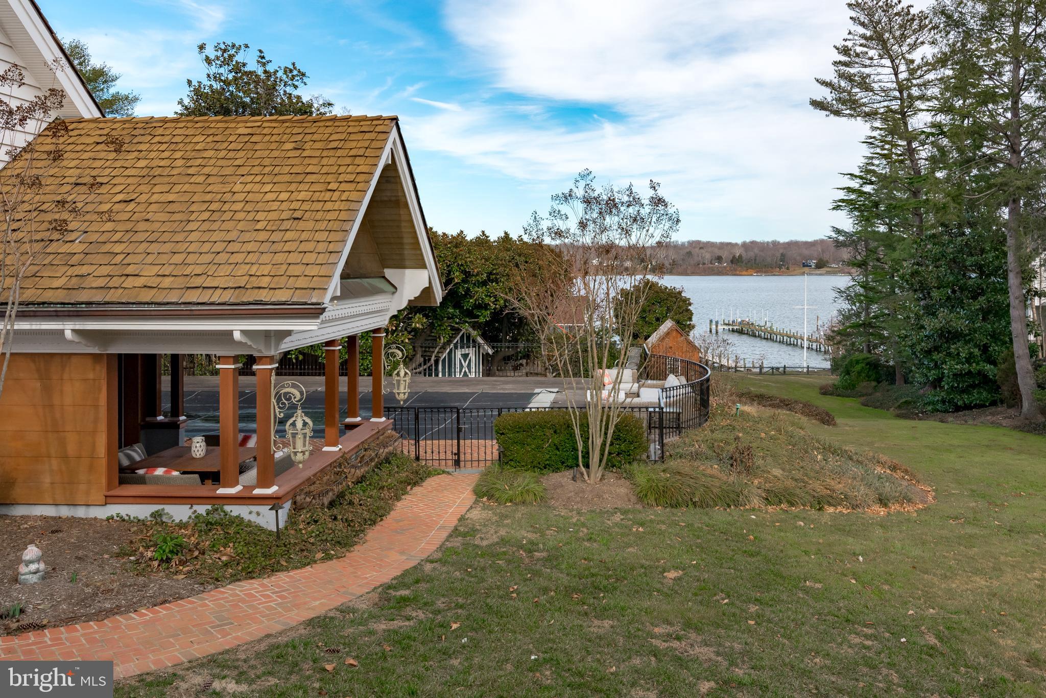 WARDOUR - Residential