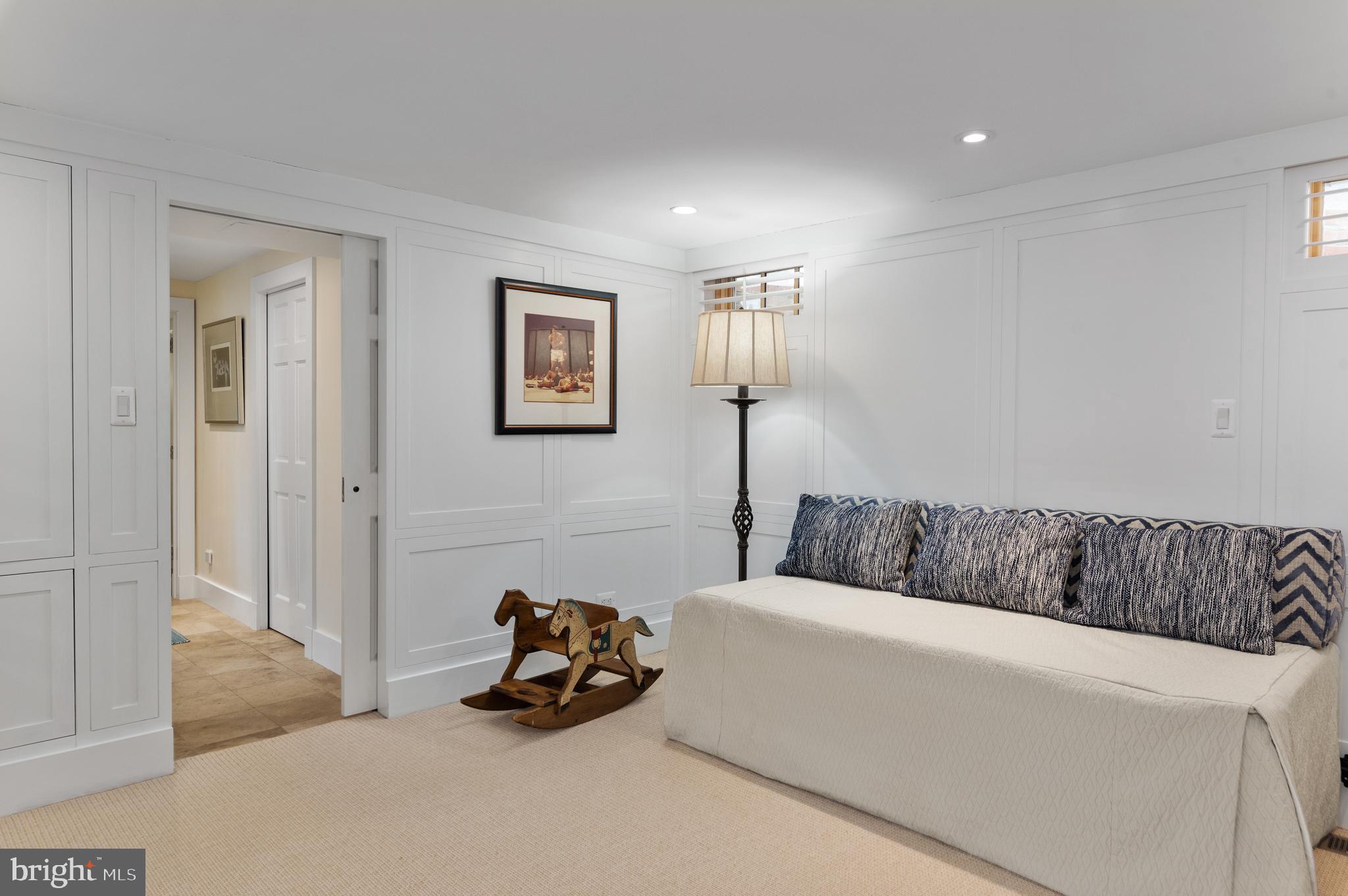 WARDOUR - Residential