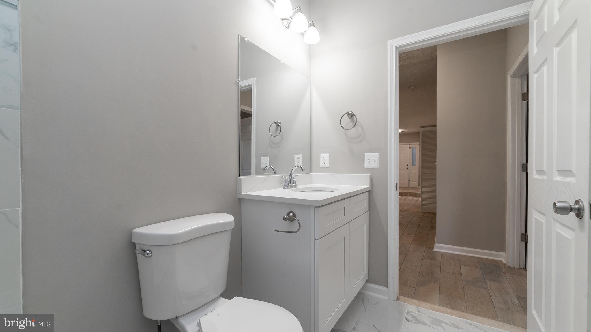 HILL OAKS CONDO - Residential