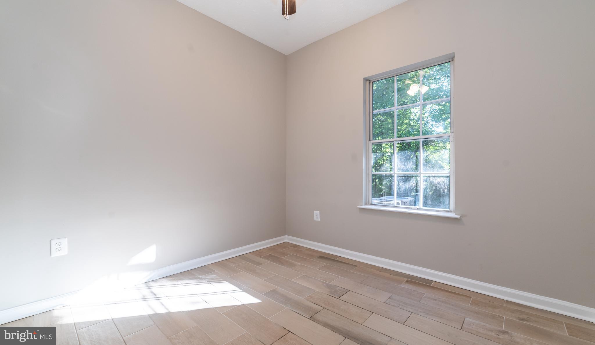 HILL OAKS CONDO - Residential