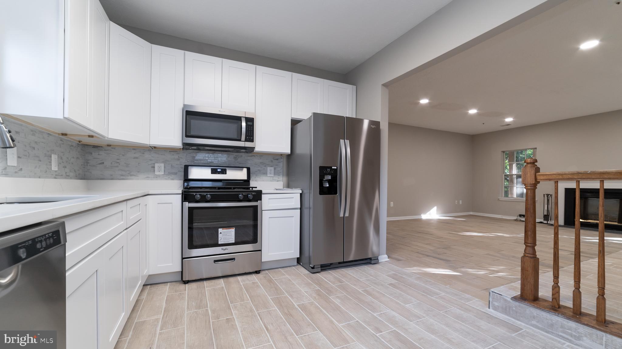 HILL OAKS CONDO - Residential