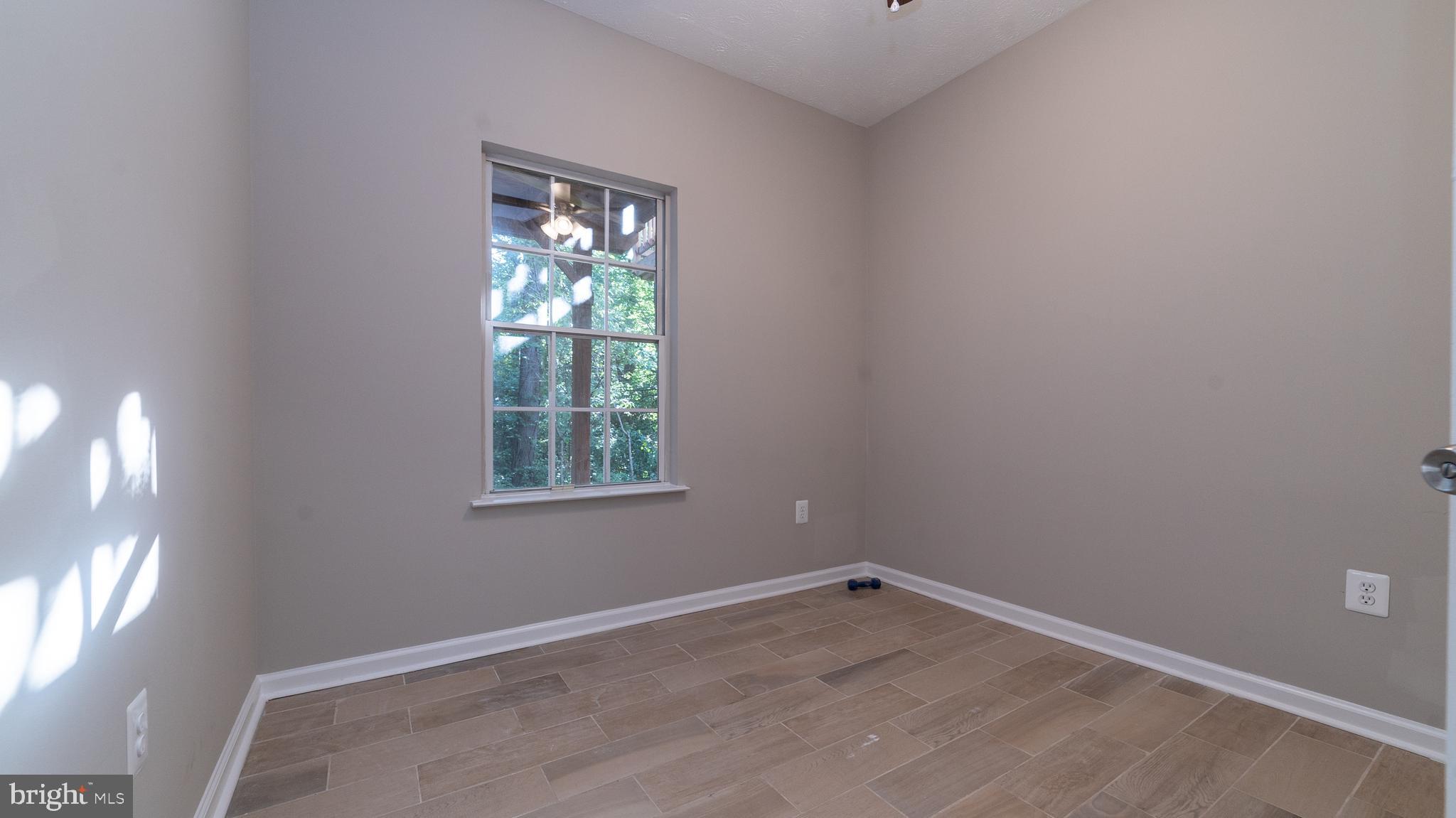 HILL OAKS CONDO - Residential