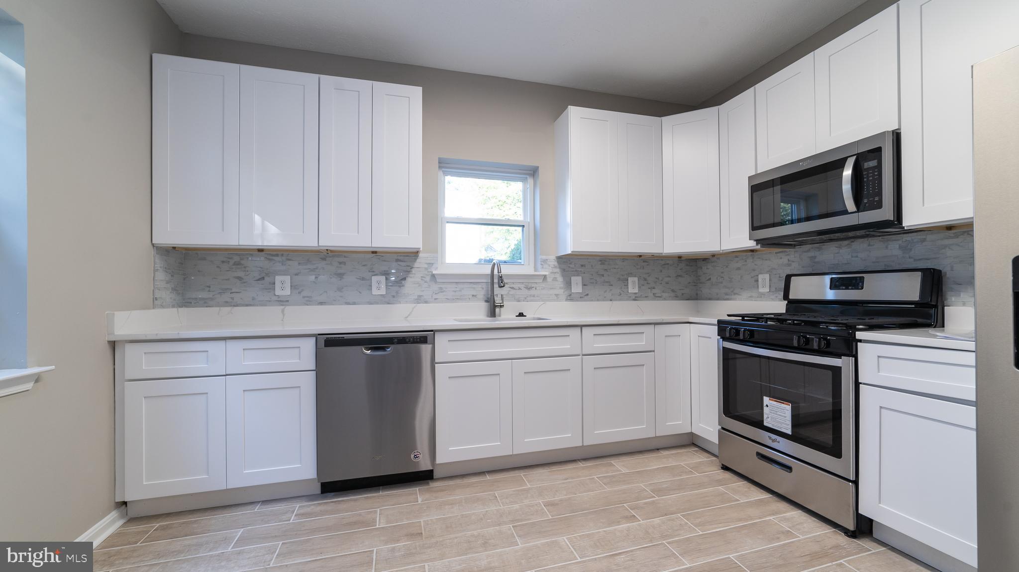 HILL OAKS CONDO - Residential