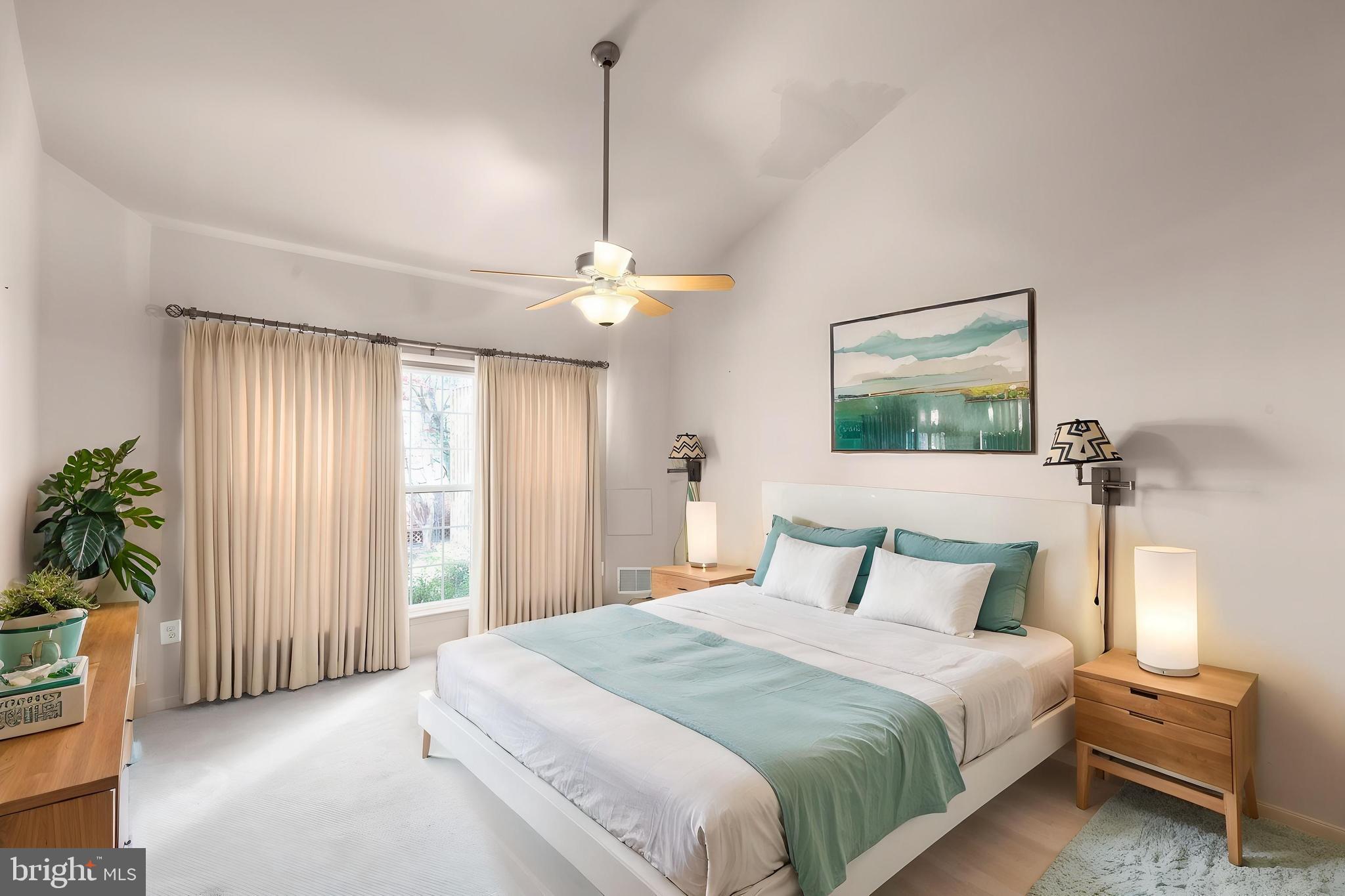 GREY ROCK VILLAS - Residential