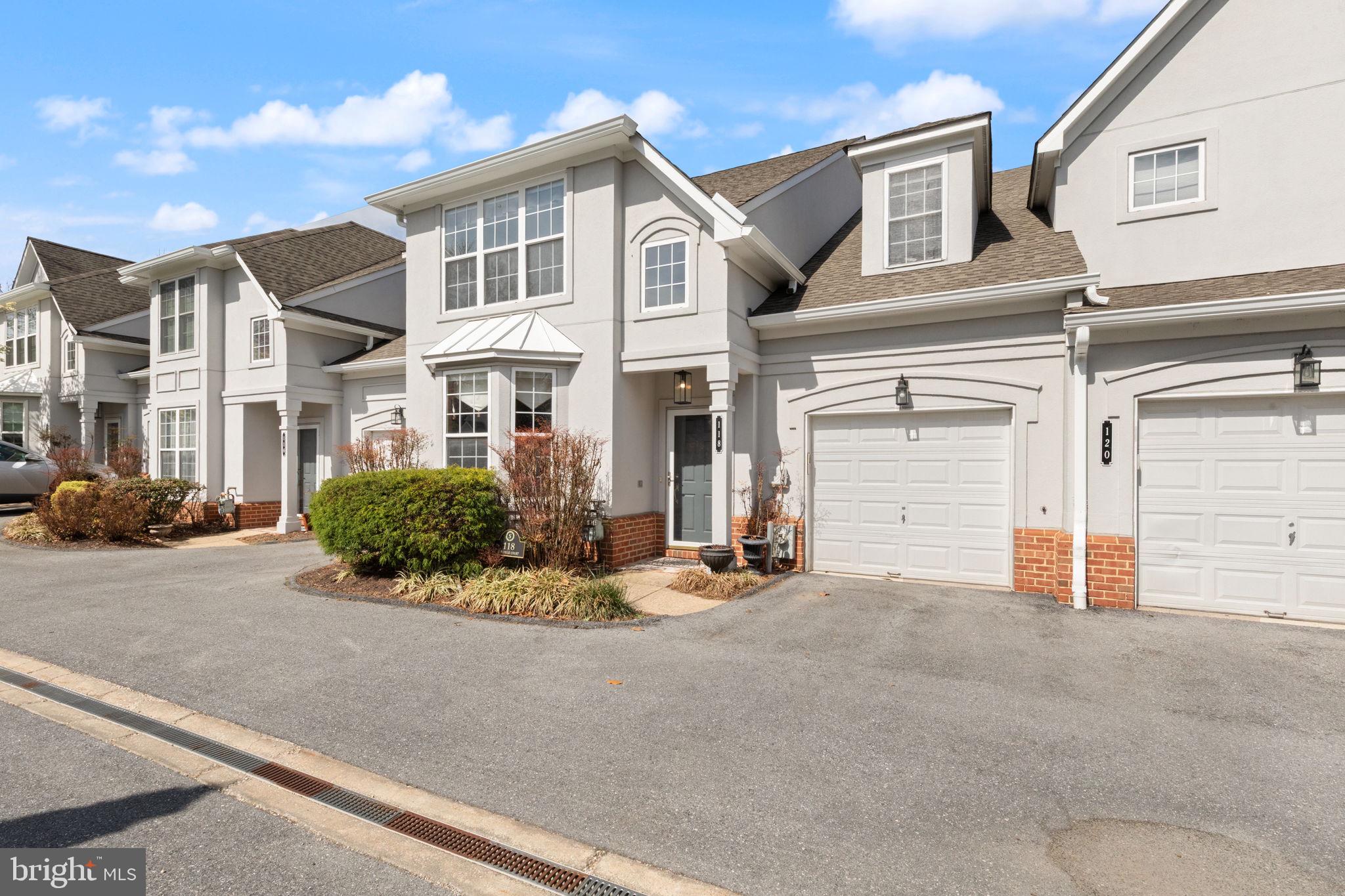 118 OLD HOUSE COURT 118