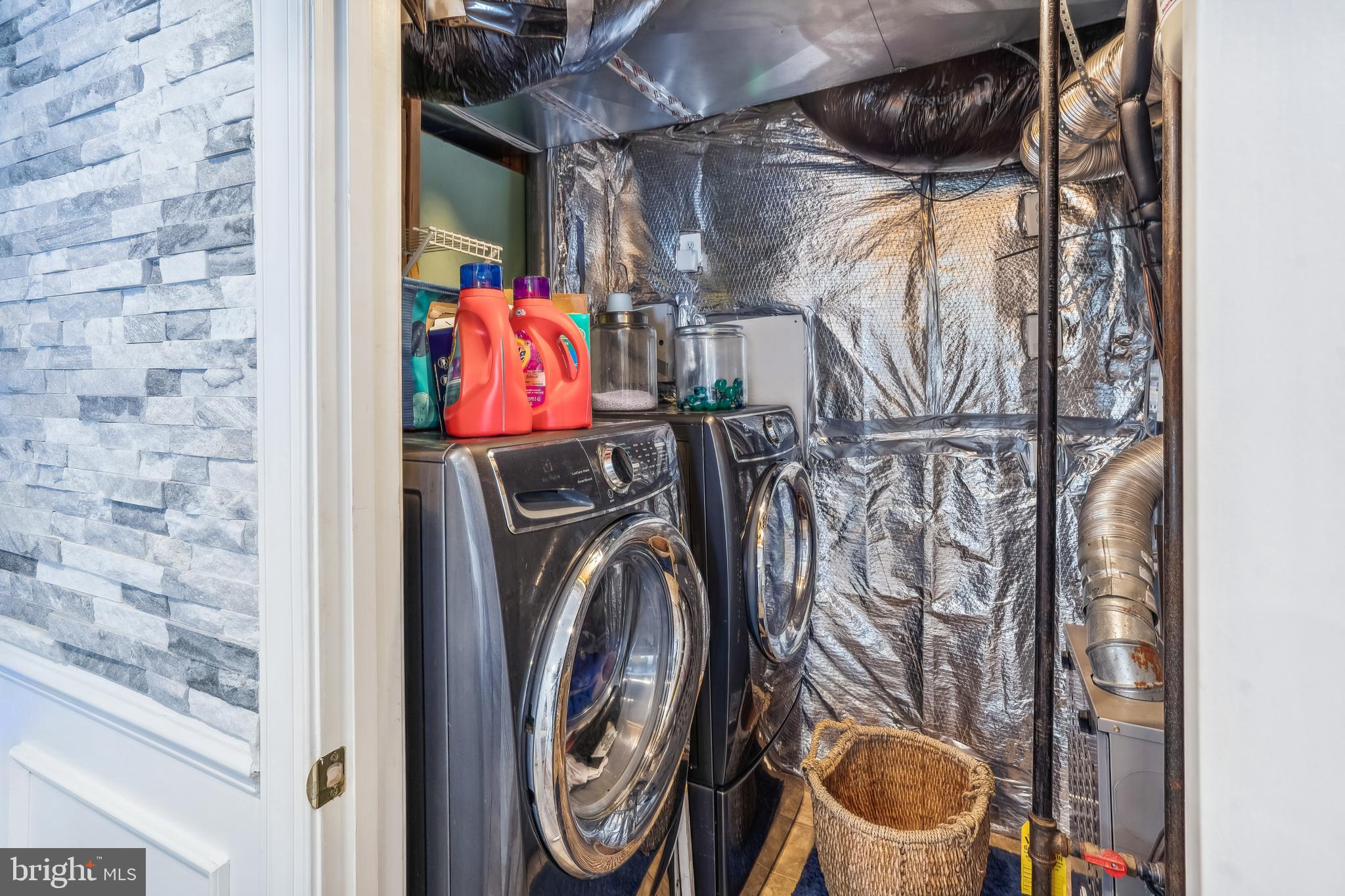 OAK CREEK CLUB - Residential