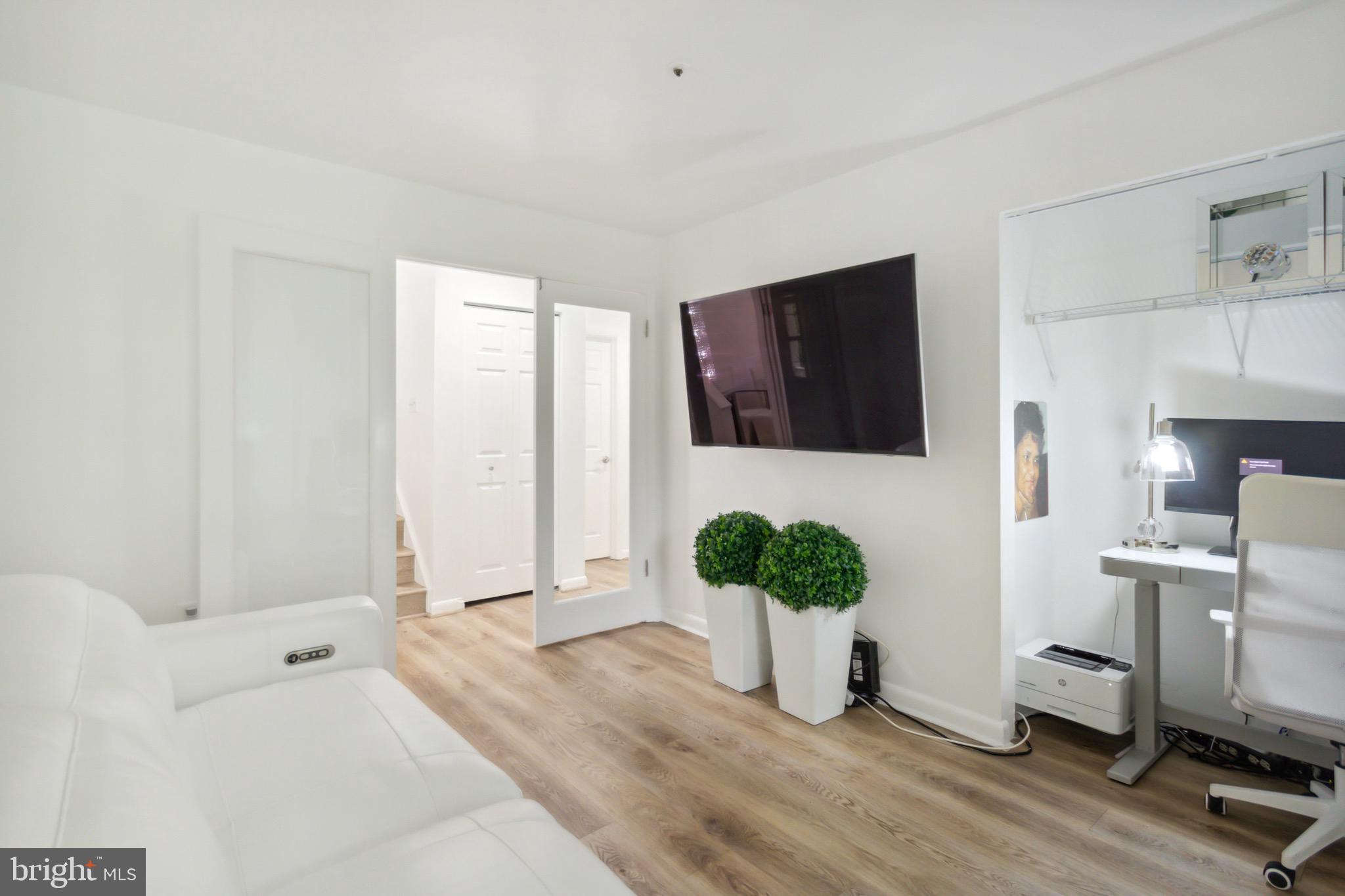 DEVON HILLS CONDO - Residential