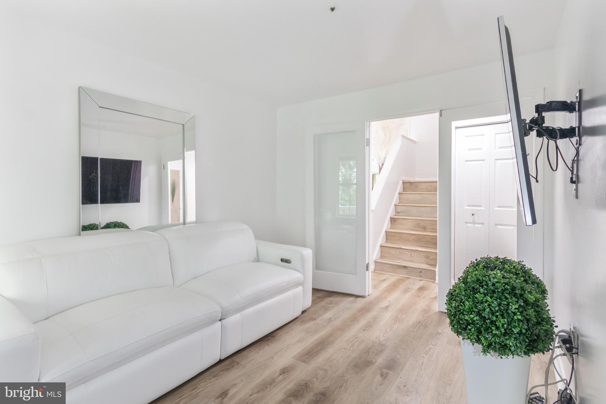 DEVON HILLS CONDO - Residential