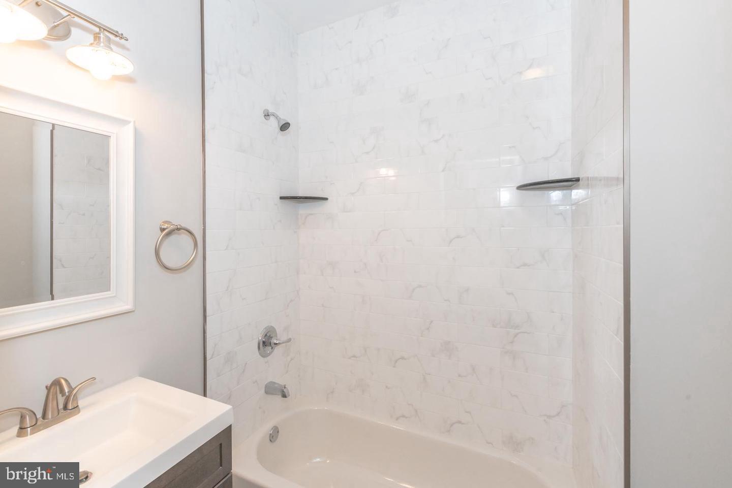 BREWERYTOWN - Residential Lease