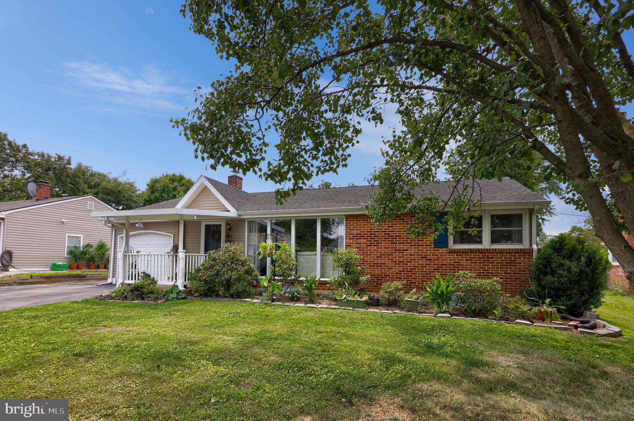 2472 CAMBRIDGE ROAD