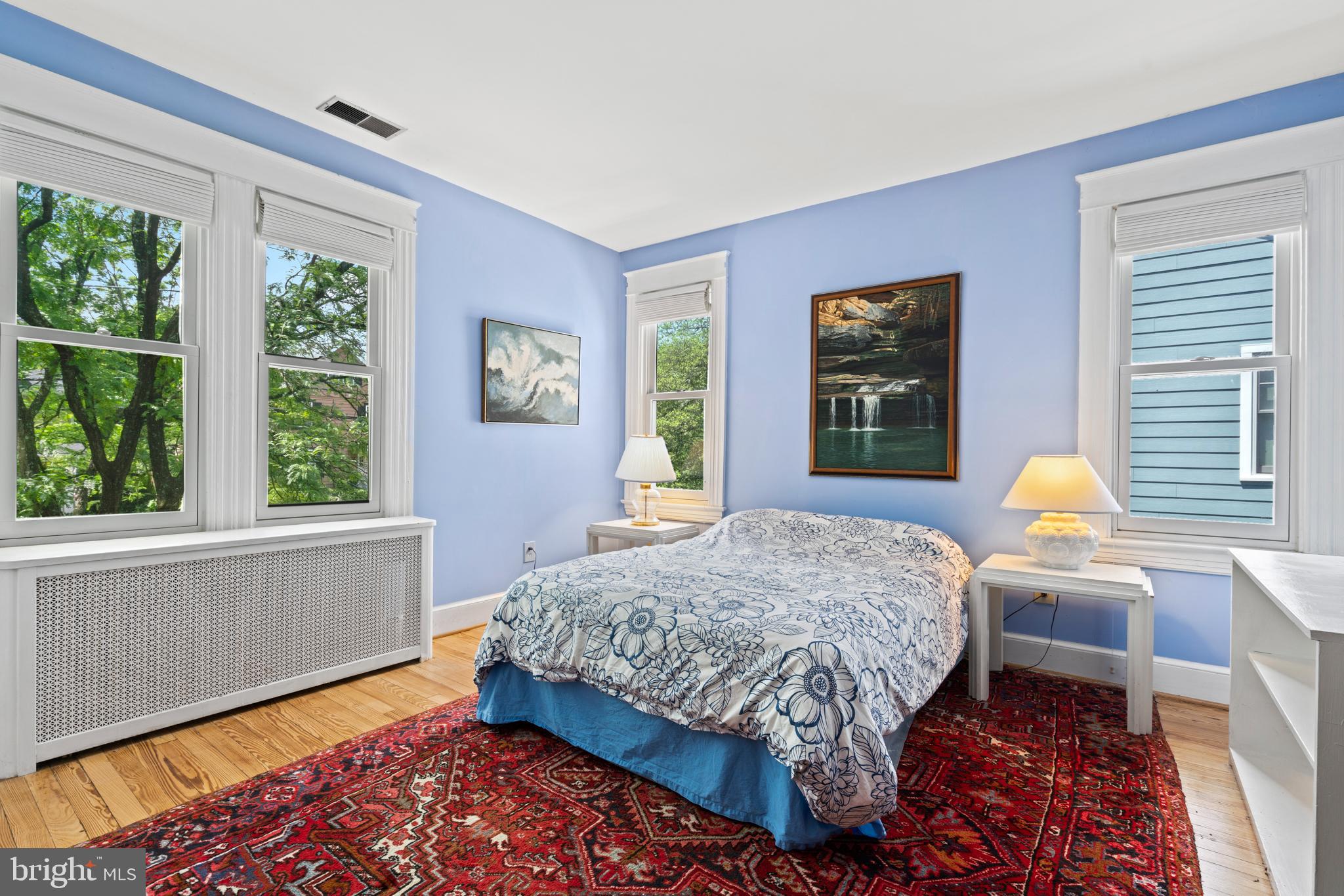 CHEVY CHASE - Residential