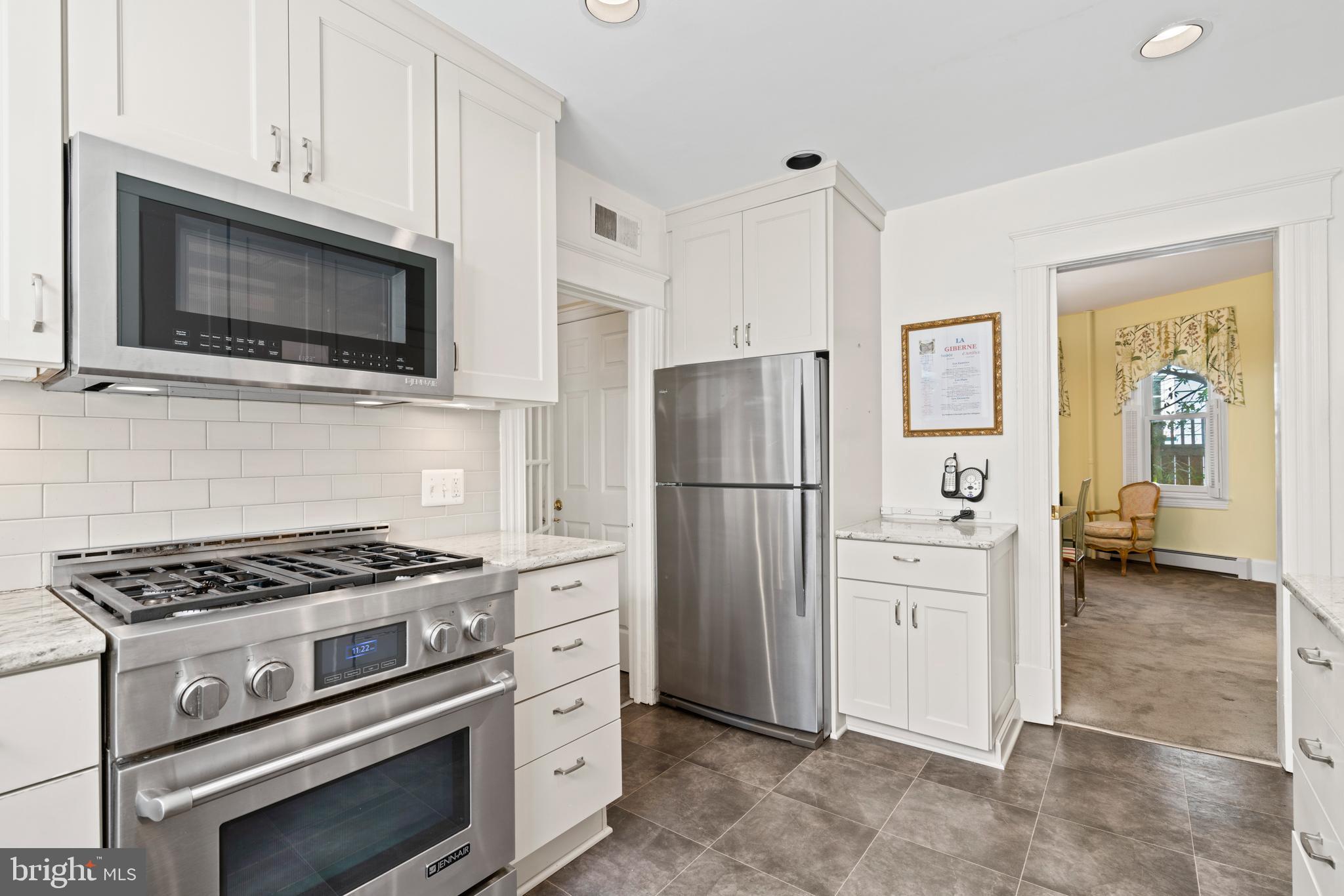 CHEVY CHASE - Residential