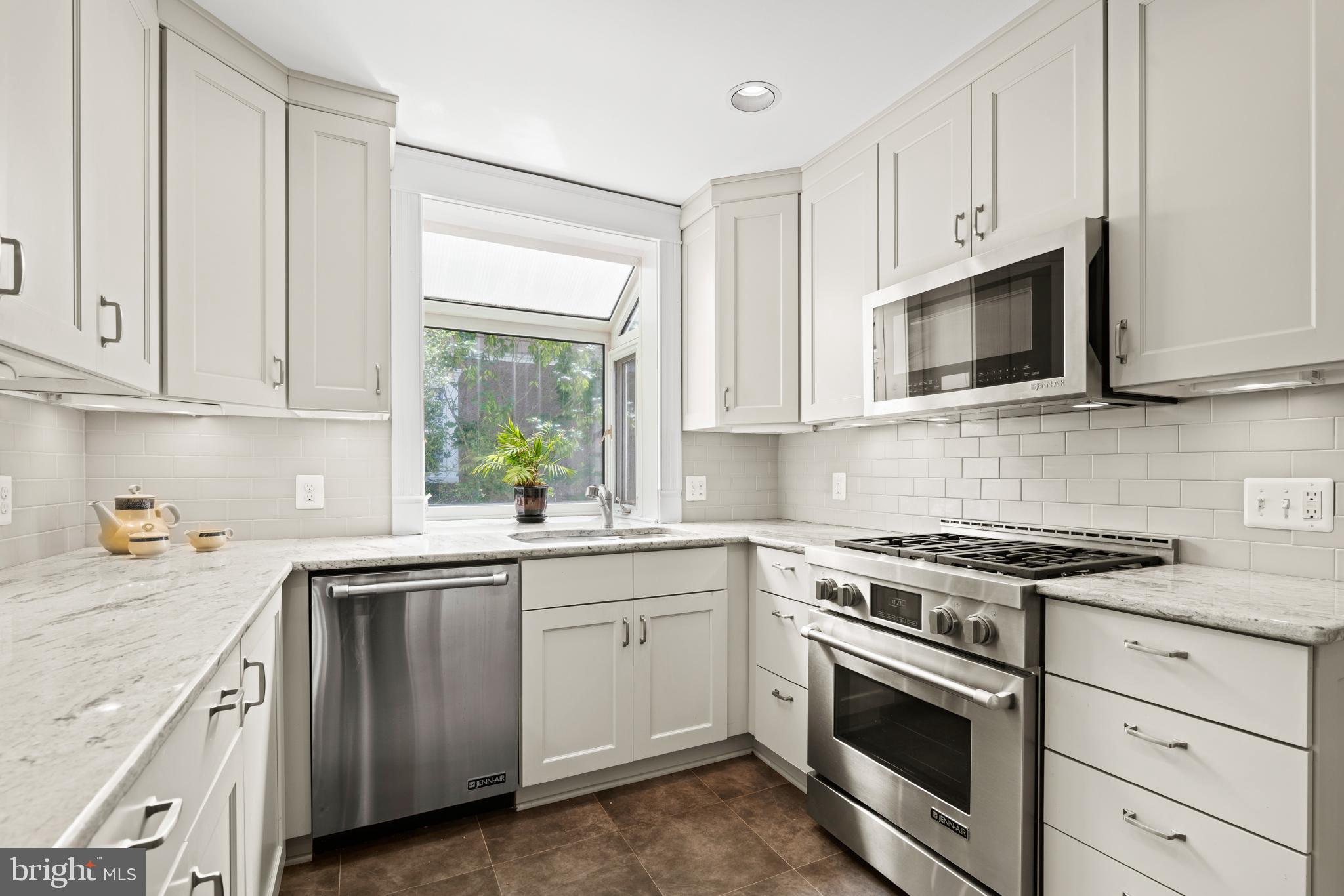 CHEVY CHASE - Residential