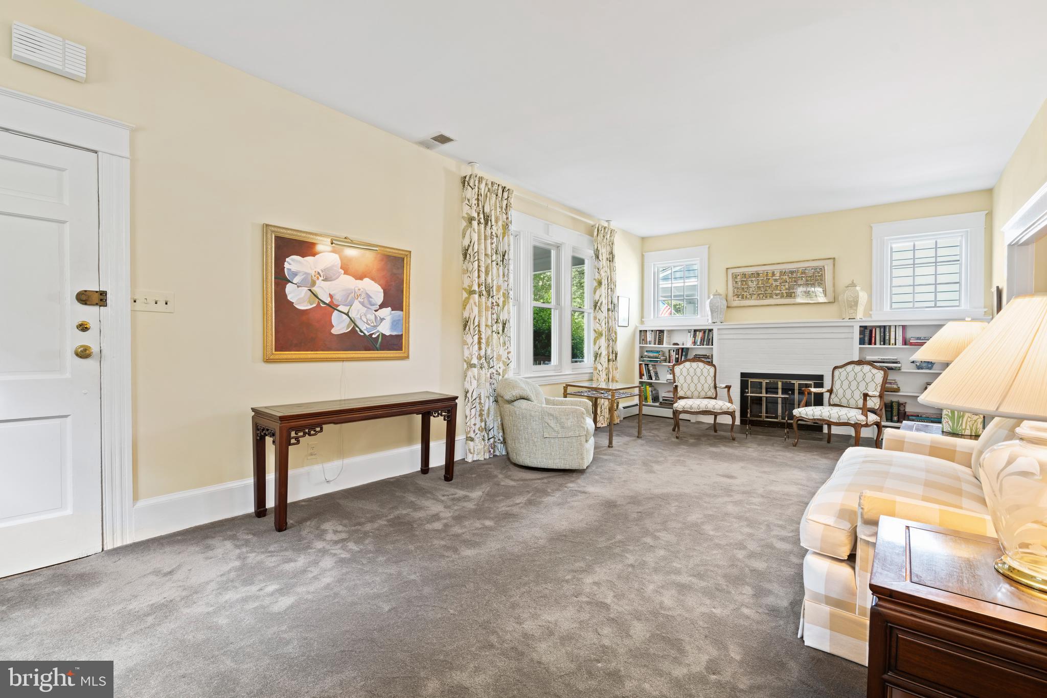 CHEVY CHASE - Residential