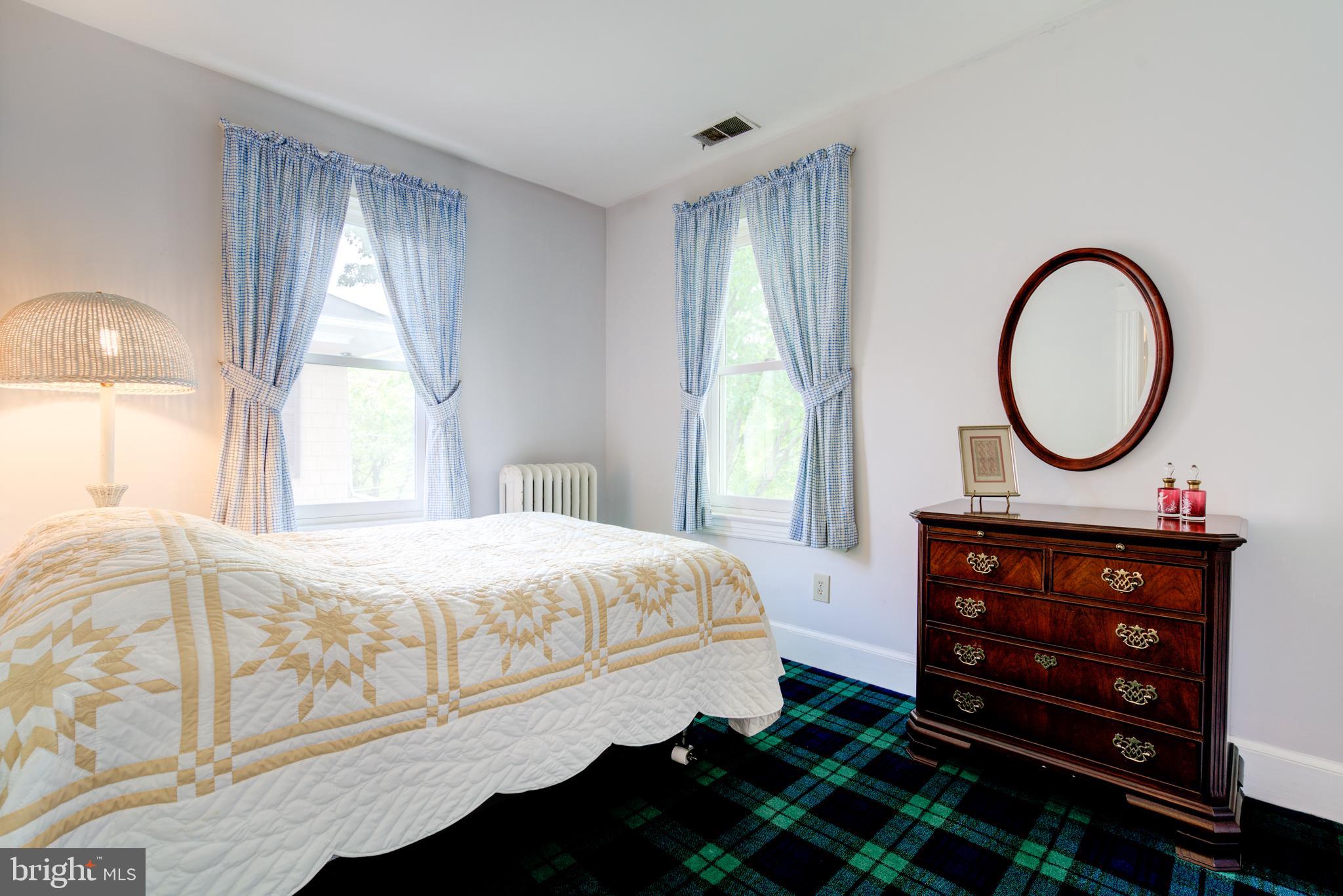 CHEVY CHASE - Residential