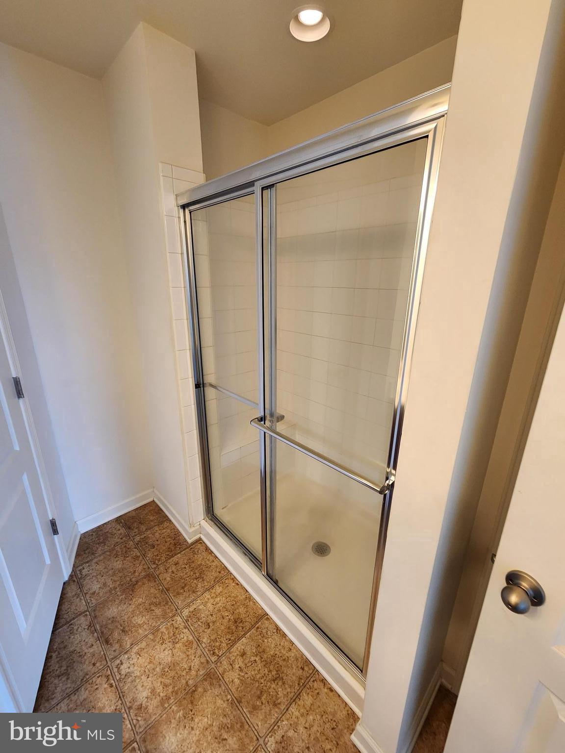 THE GALLERY - Residential Lease