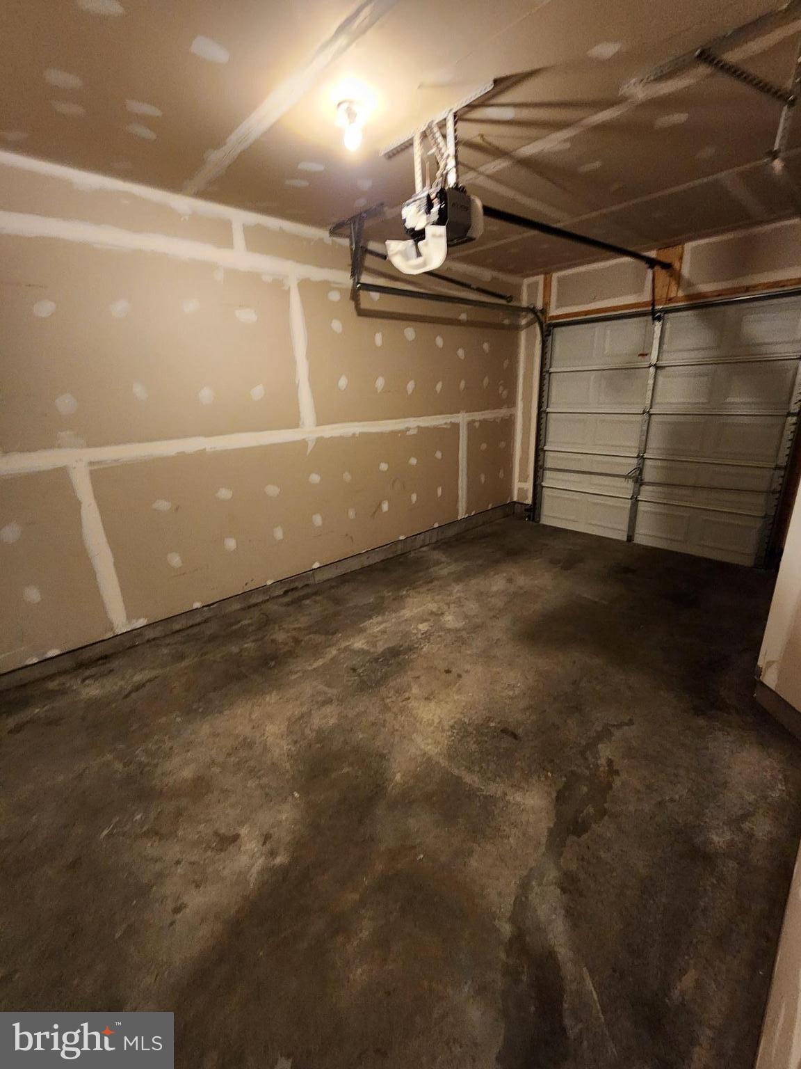 THE GALLERY - Residential Lease