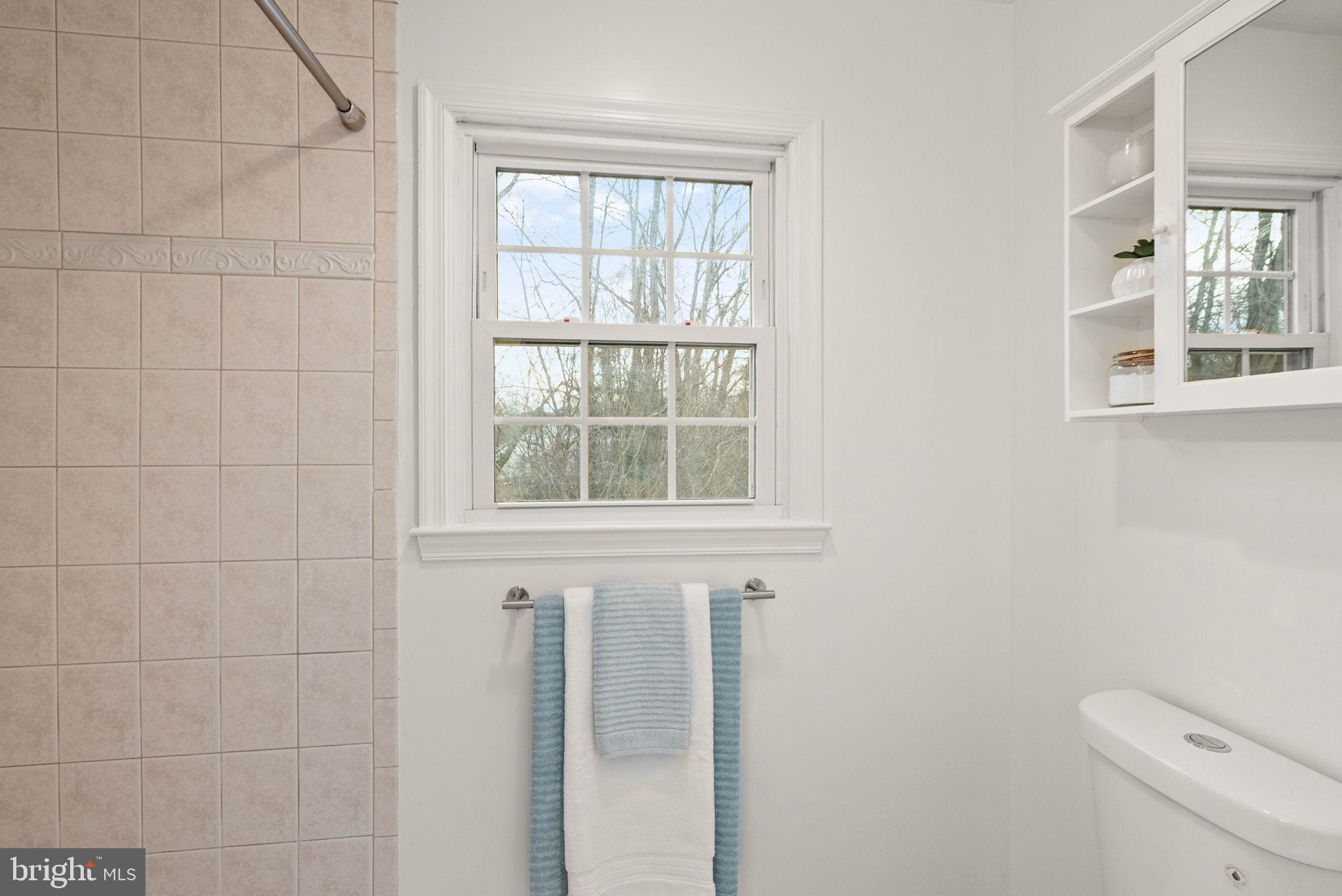 OAKTON MAINS - Residential