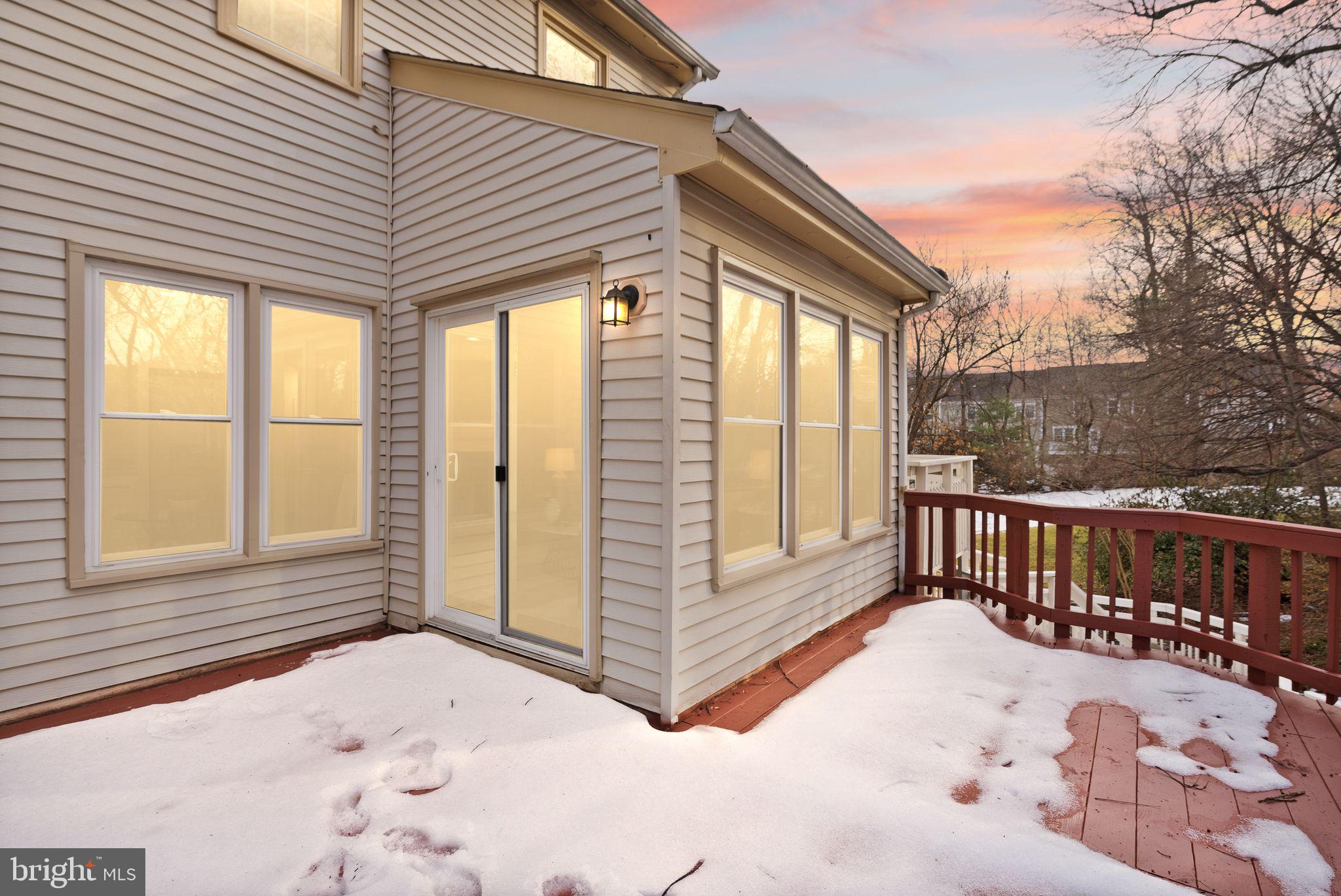 OAKTON MAINS - Residential