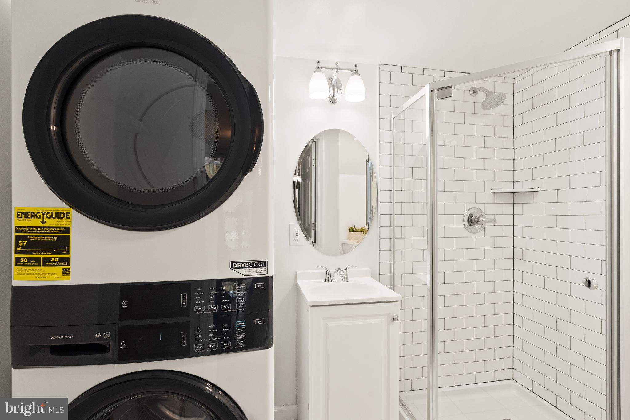 OAKTON MAINS - Residential