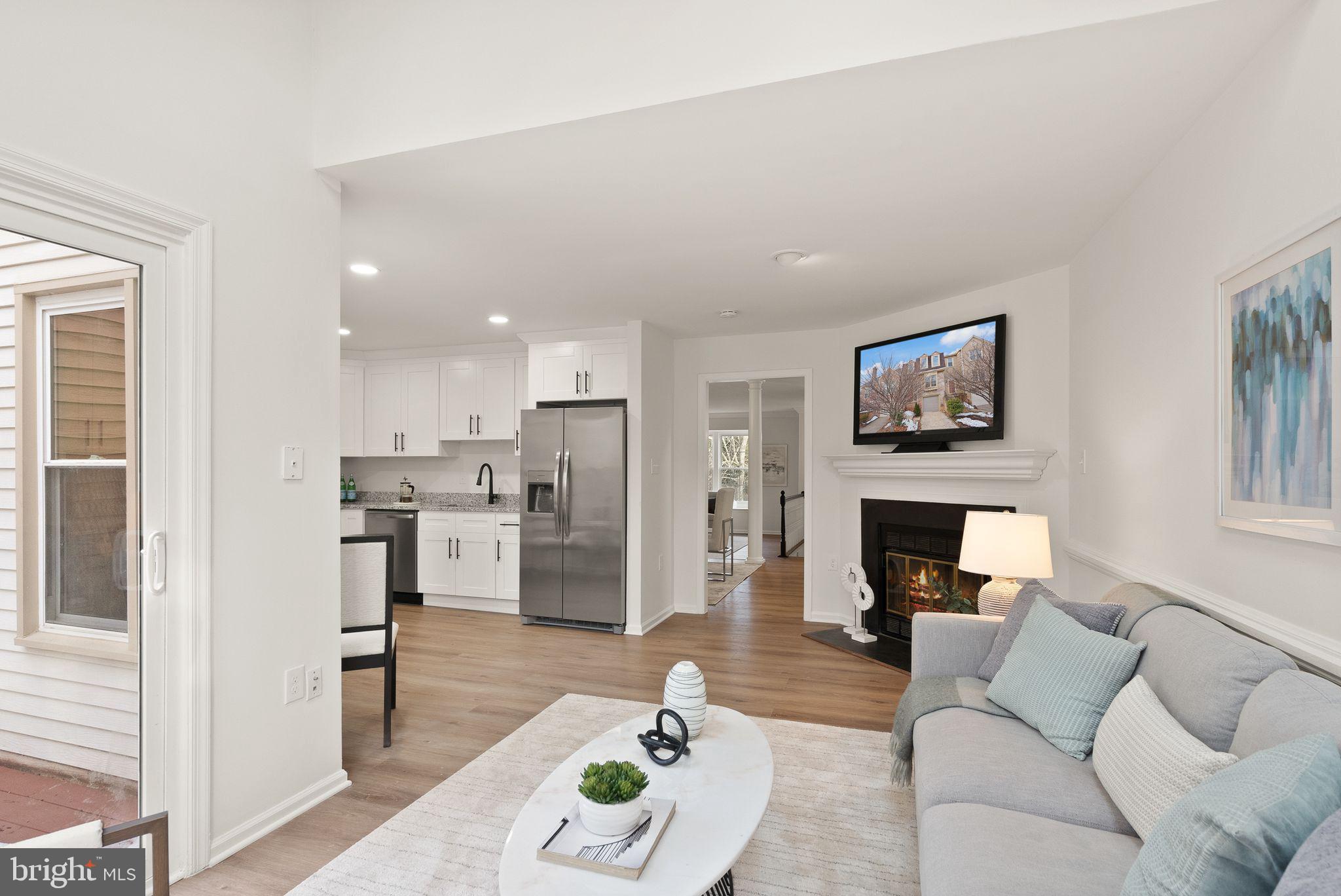 OAKTON MAINS - Residential