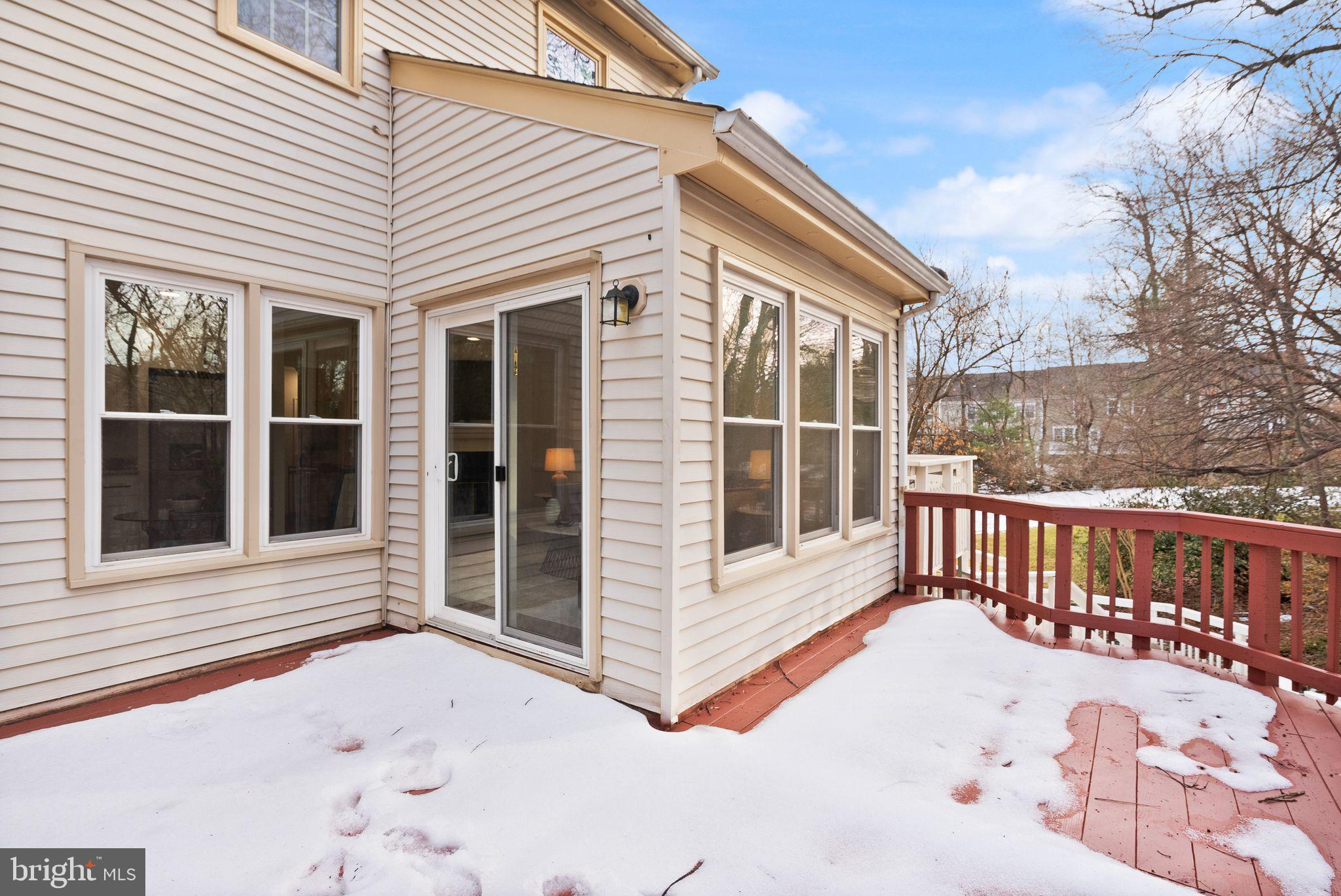 OAKTON MAINS - Residential