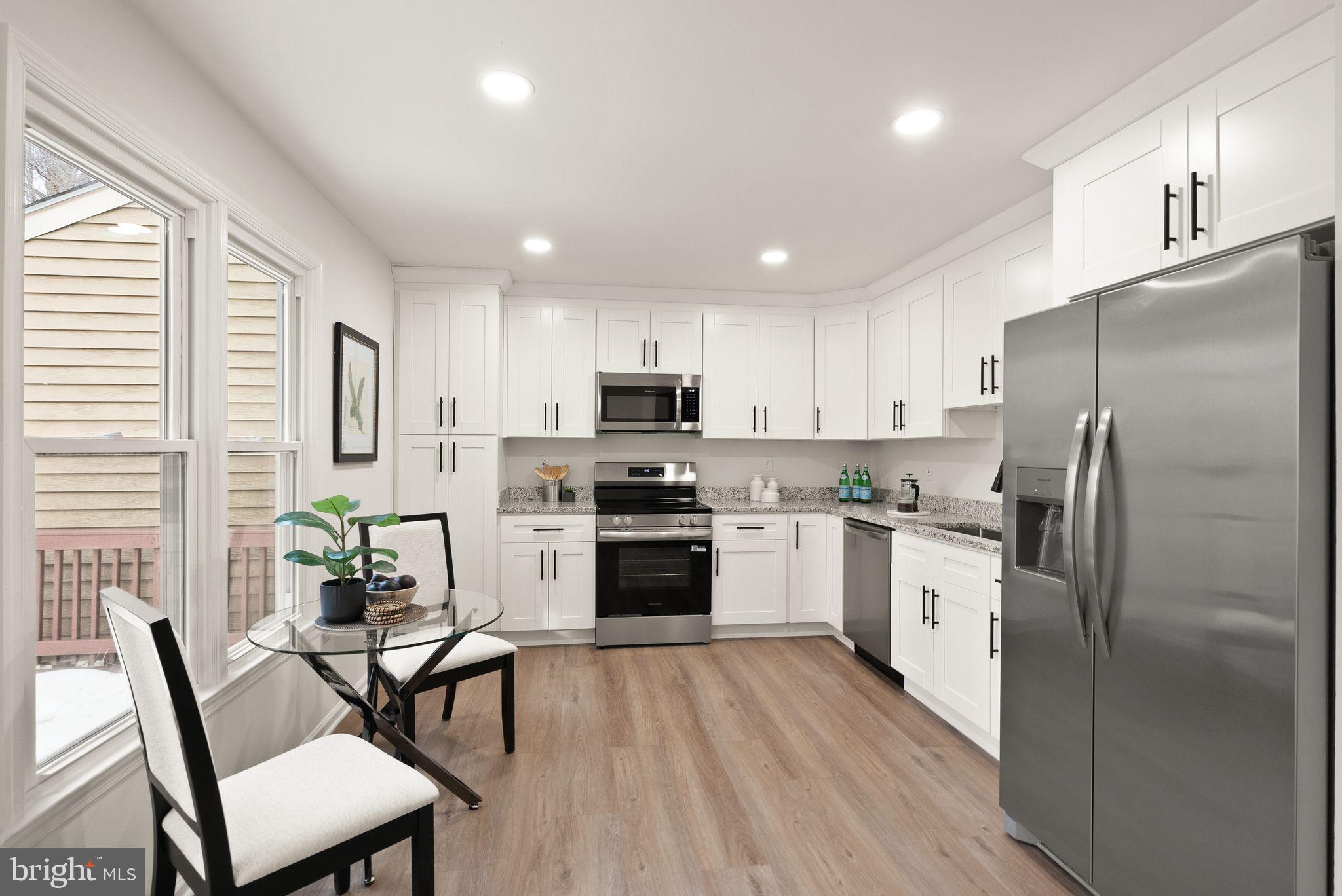 OAKTON MAINS - Residential