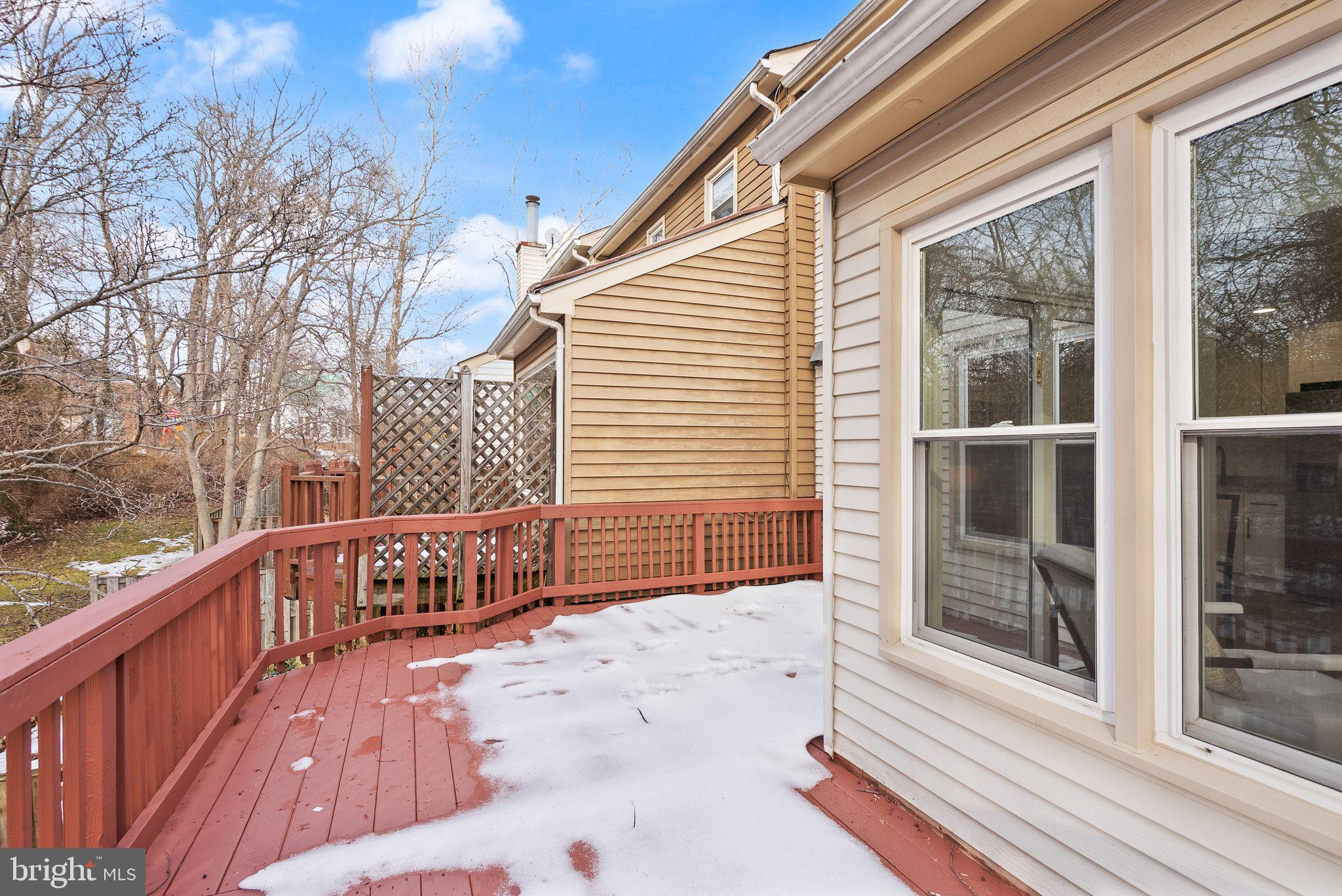 OAKTON MAINS - Residential