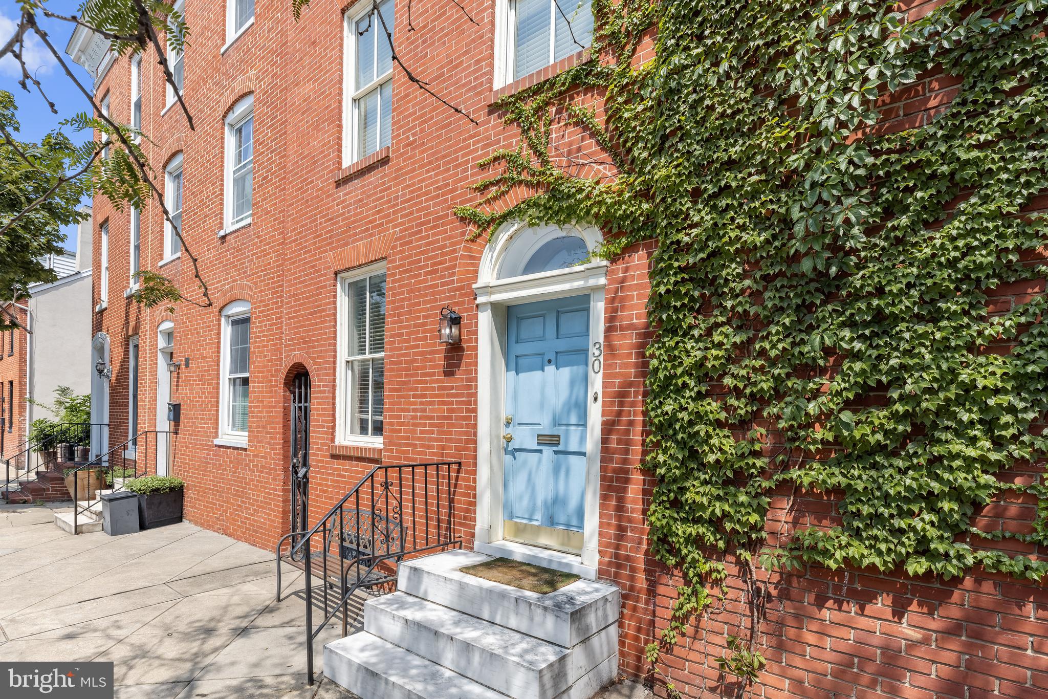 30 E HENRIETTA STREET