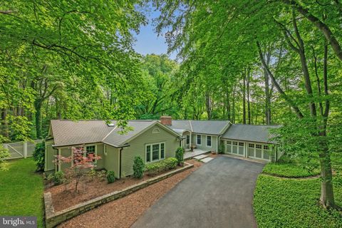 1110 KELSO ROAD GREAT FALLS VA 22066