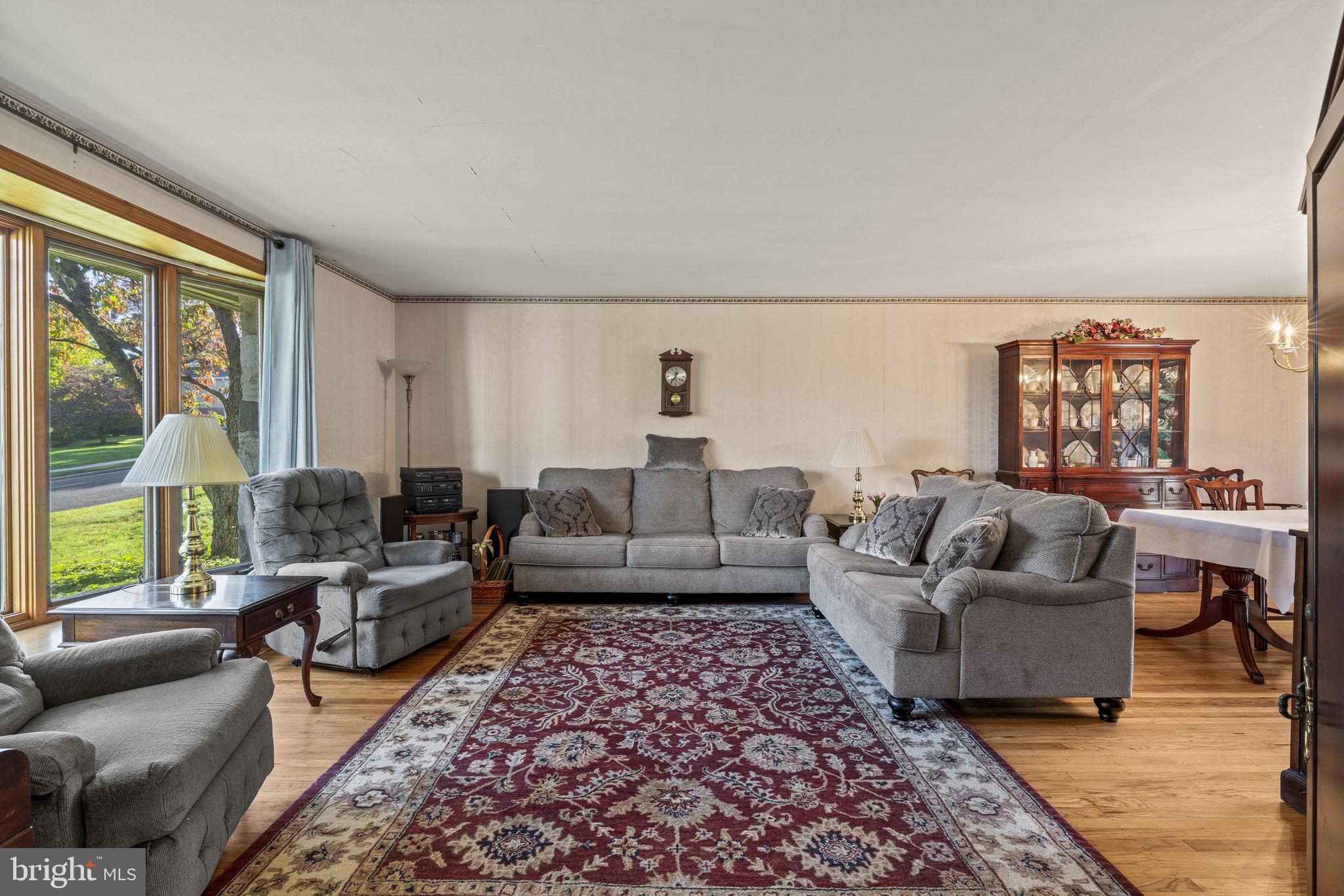 1244 IMPERIAL ROAD