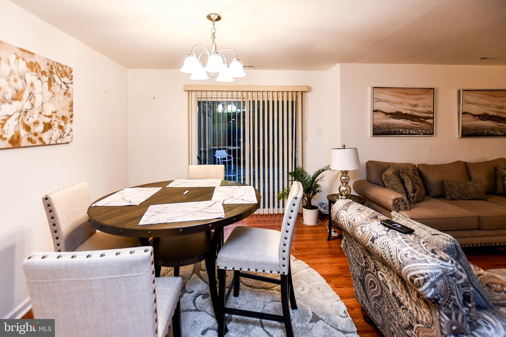 GLEN ORA - Residential Lease