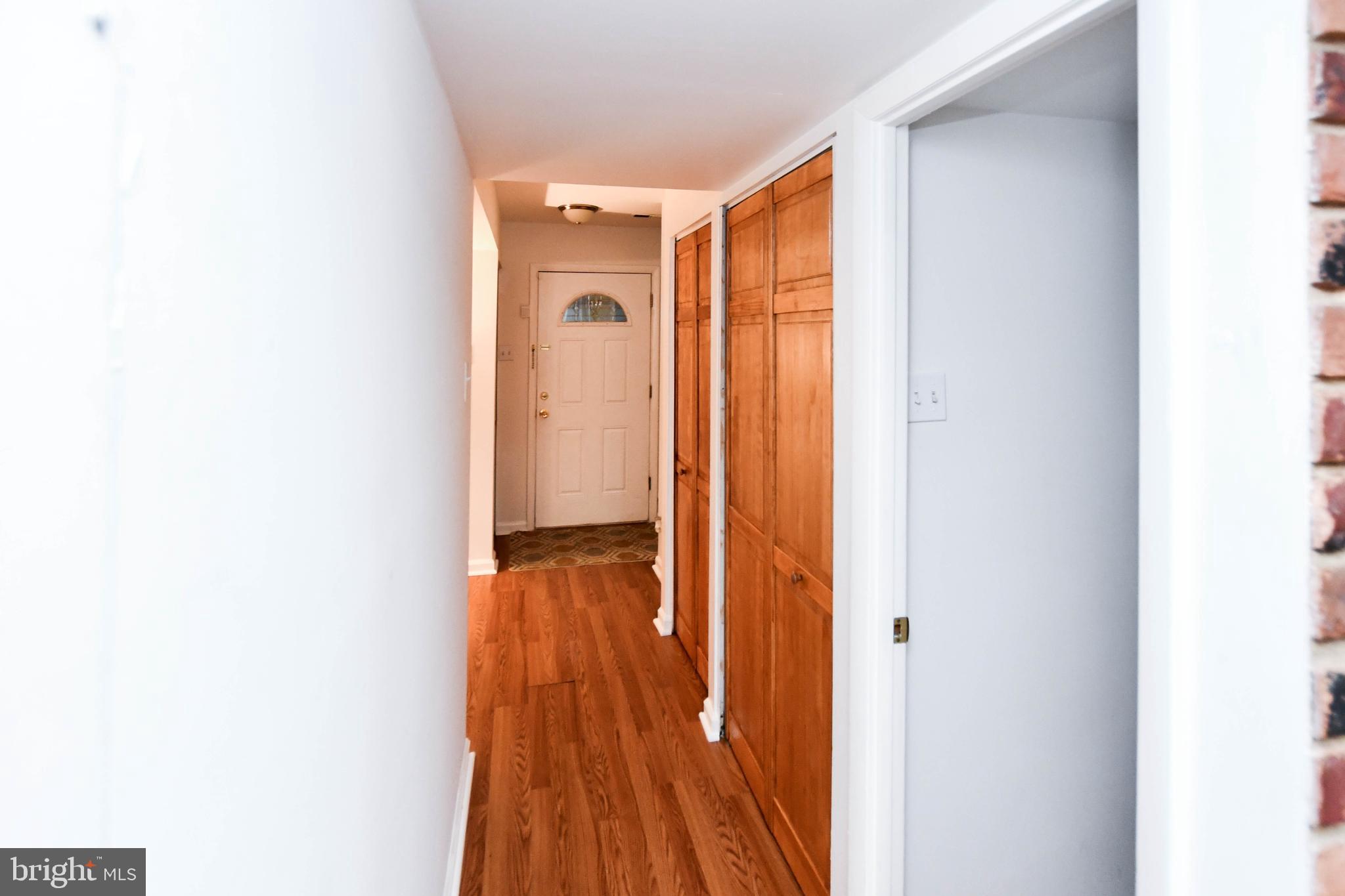 GLEN ORA - Residential Lease