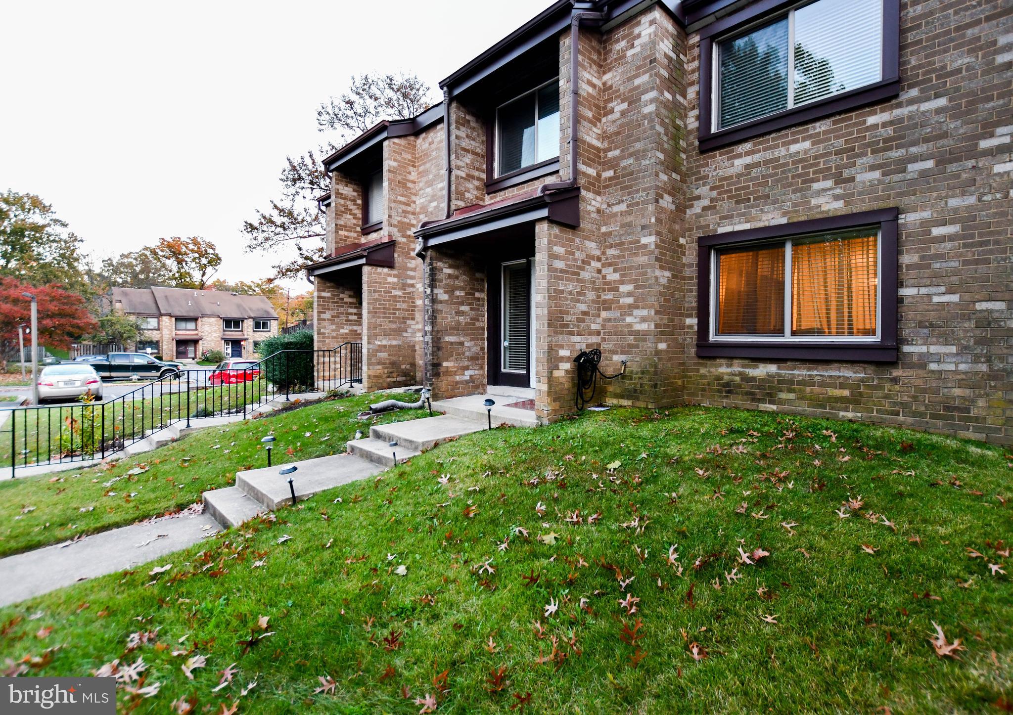 GLEN ORA - Residential Lease