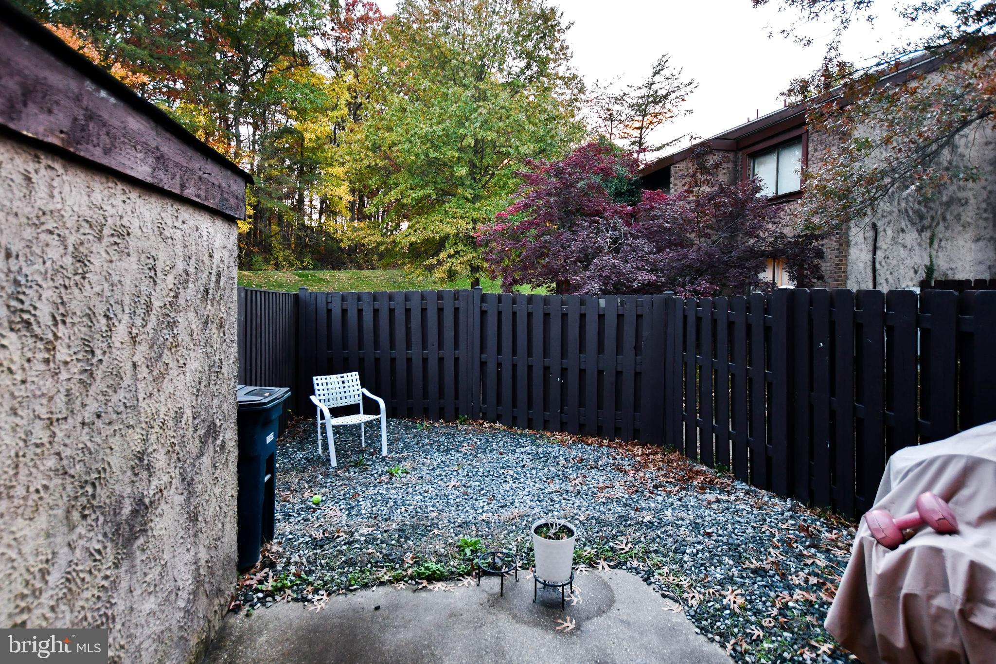 GLEN ORA - Residential Lease