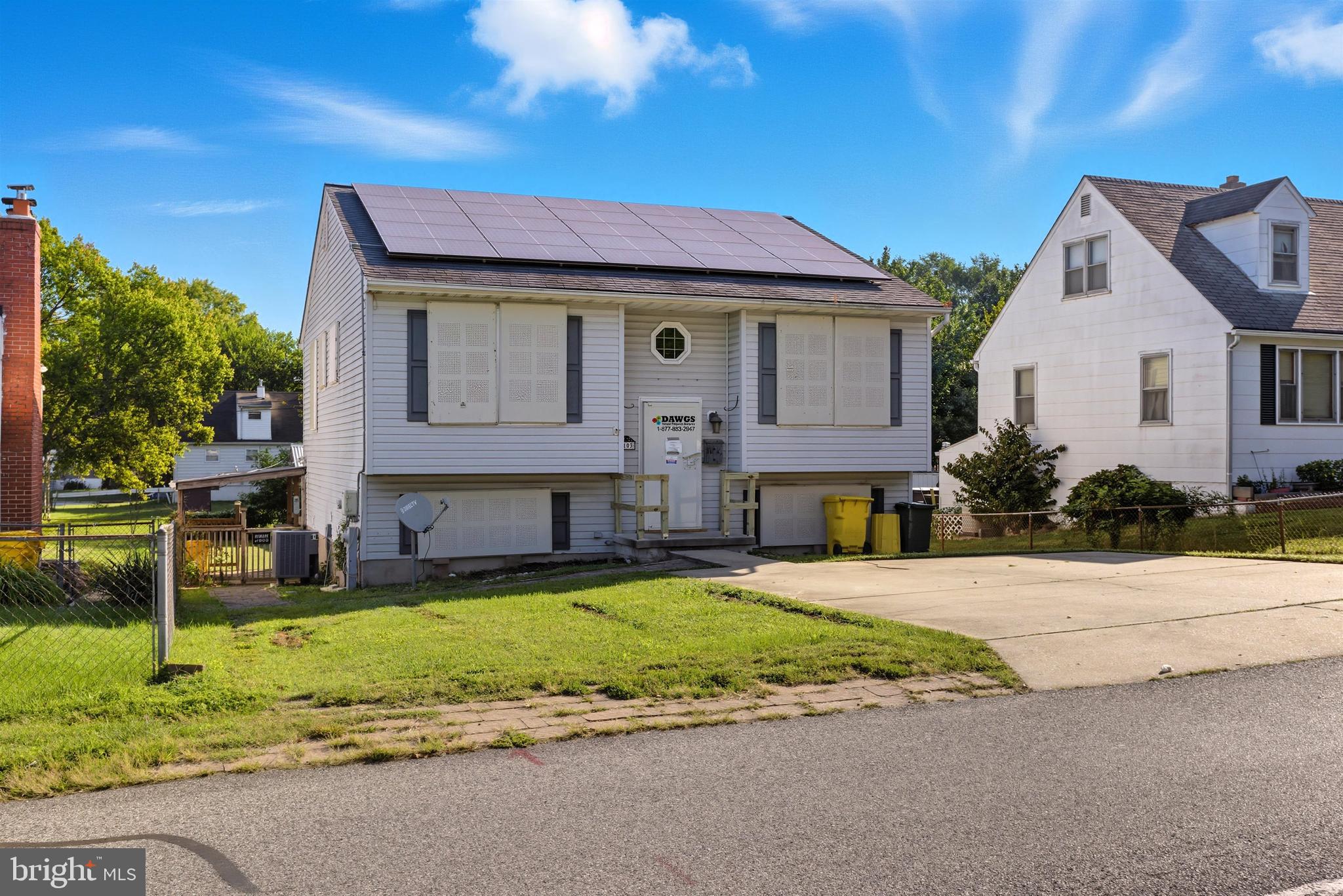 STOLLS MANOR - Residential