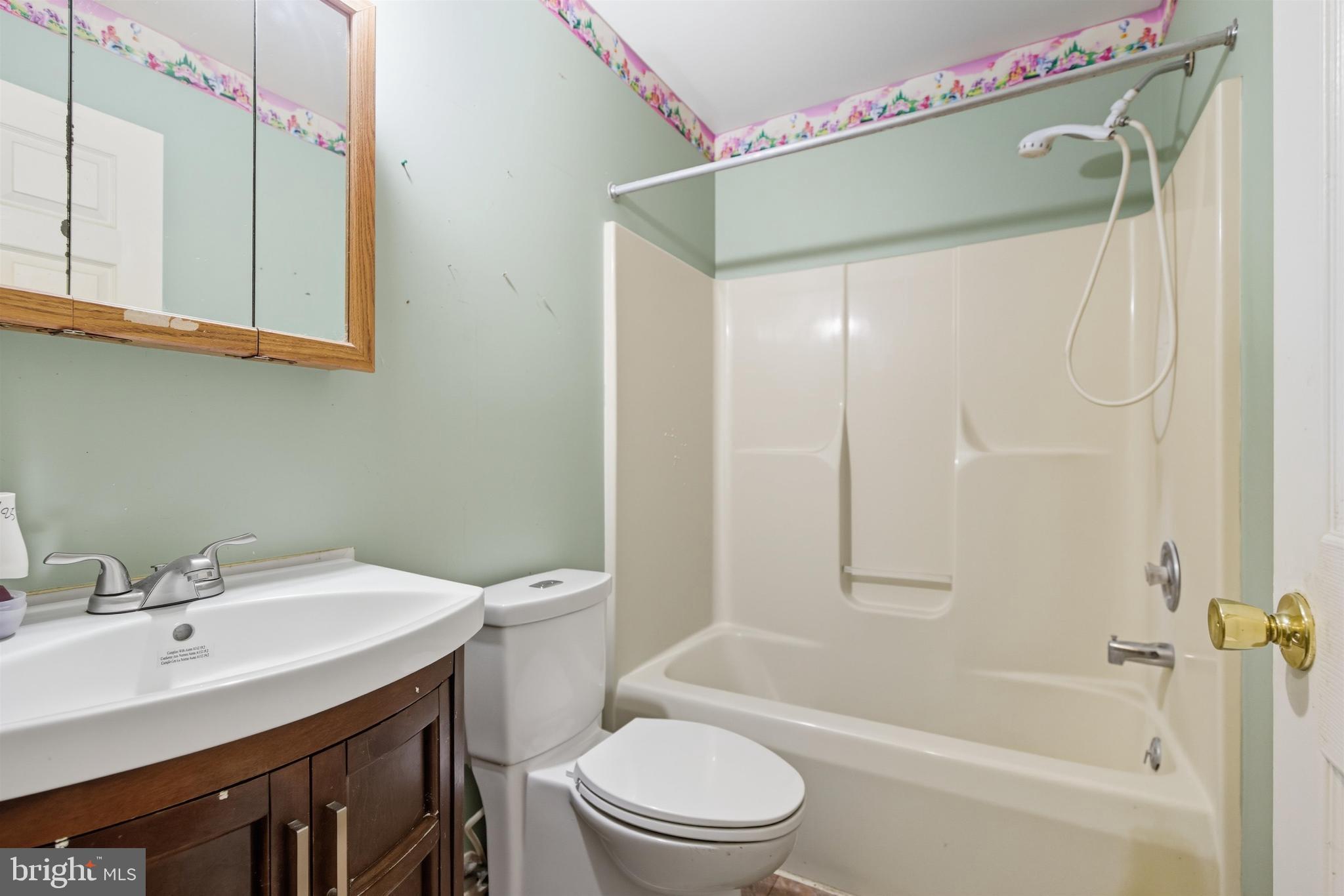 STOLLS MANOR - Residential