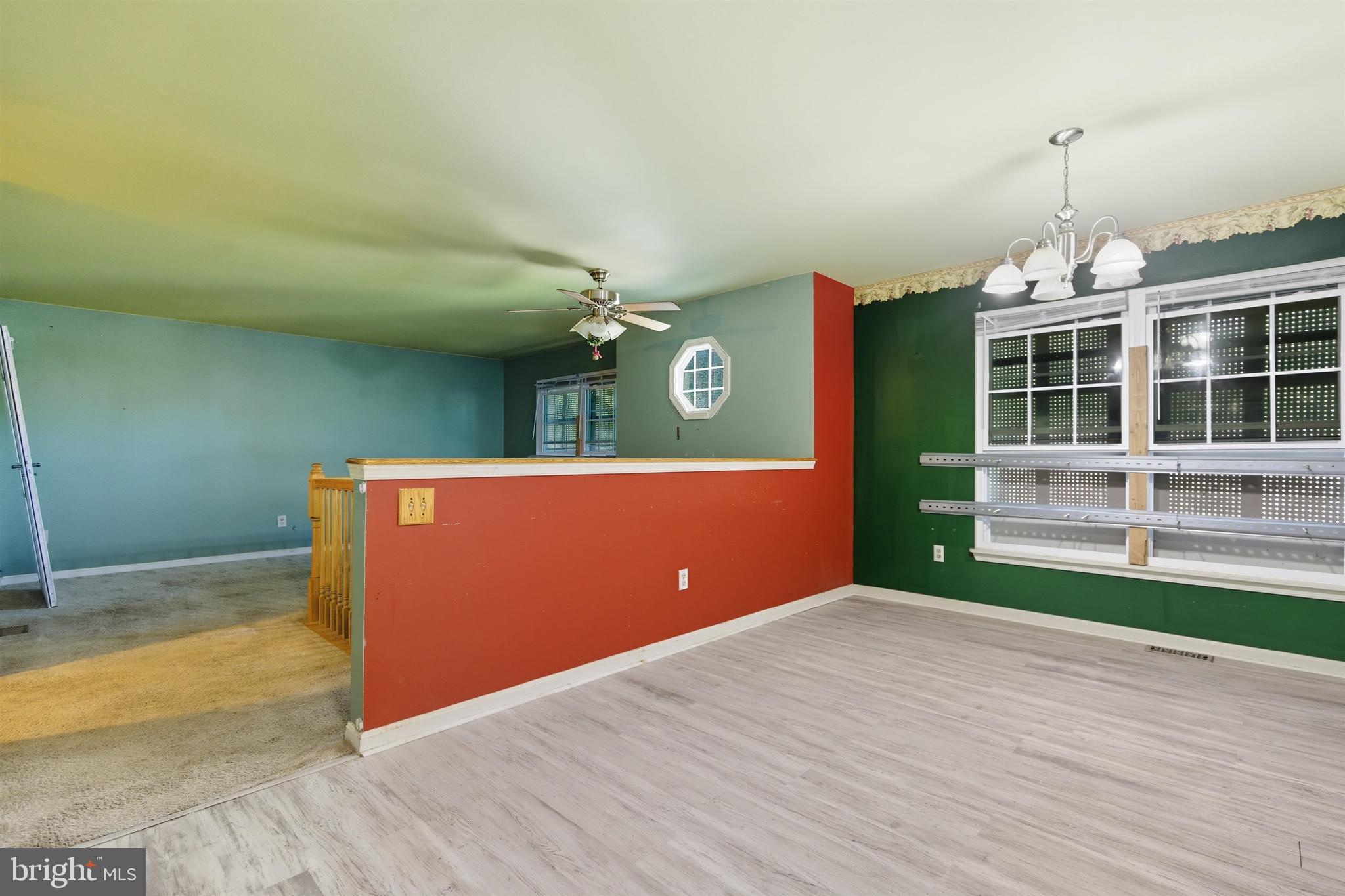 STOLLS MANOR - Residential