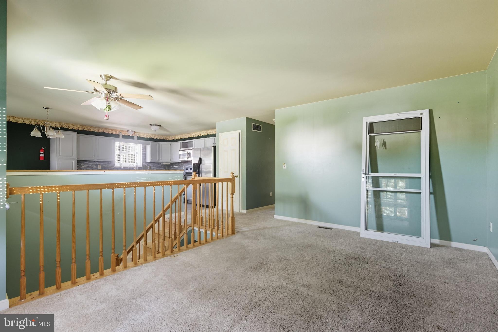 STOLLS MANOR - Residential