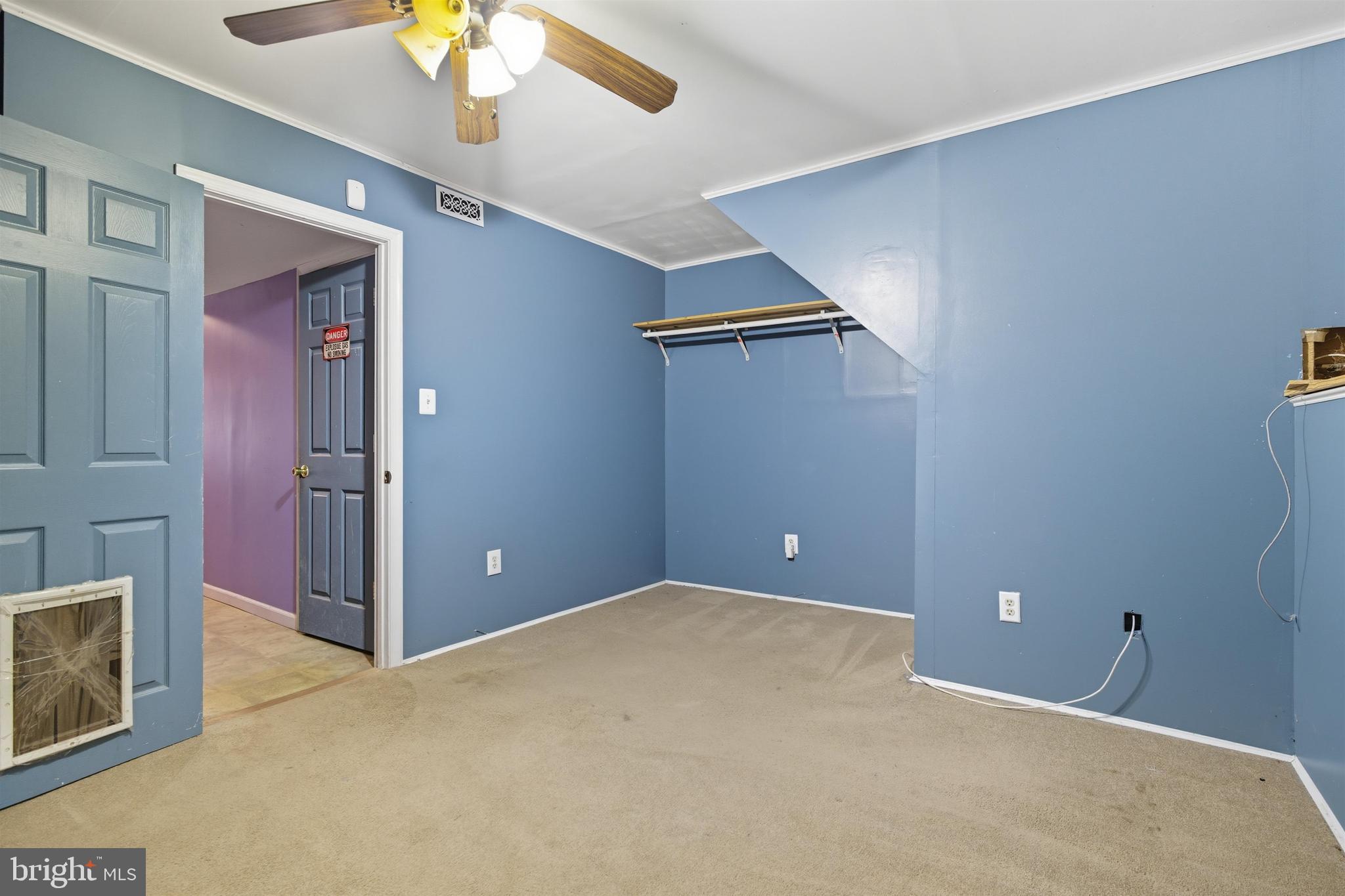 STOLLS MANOR - Residential