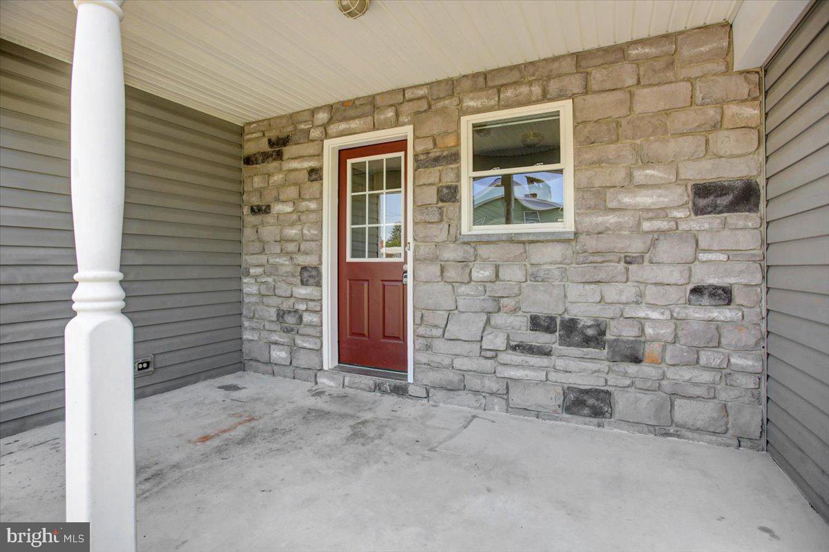 604 FAIRVIEW AVENUE