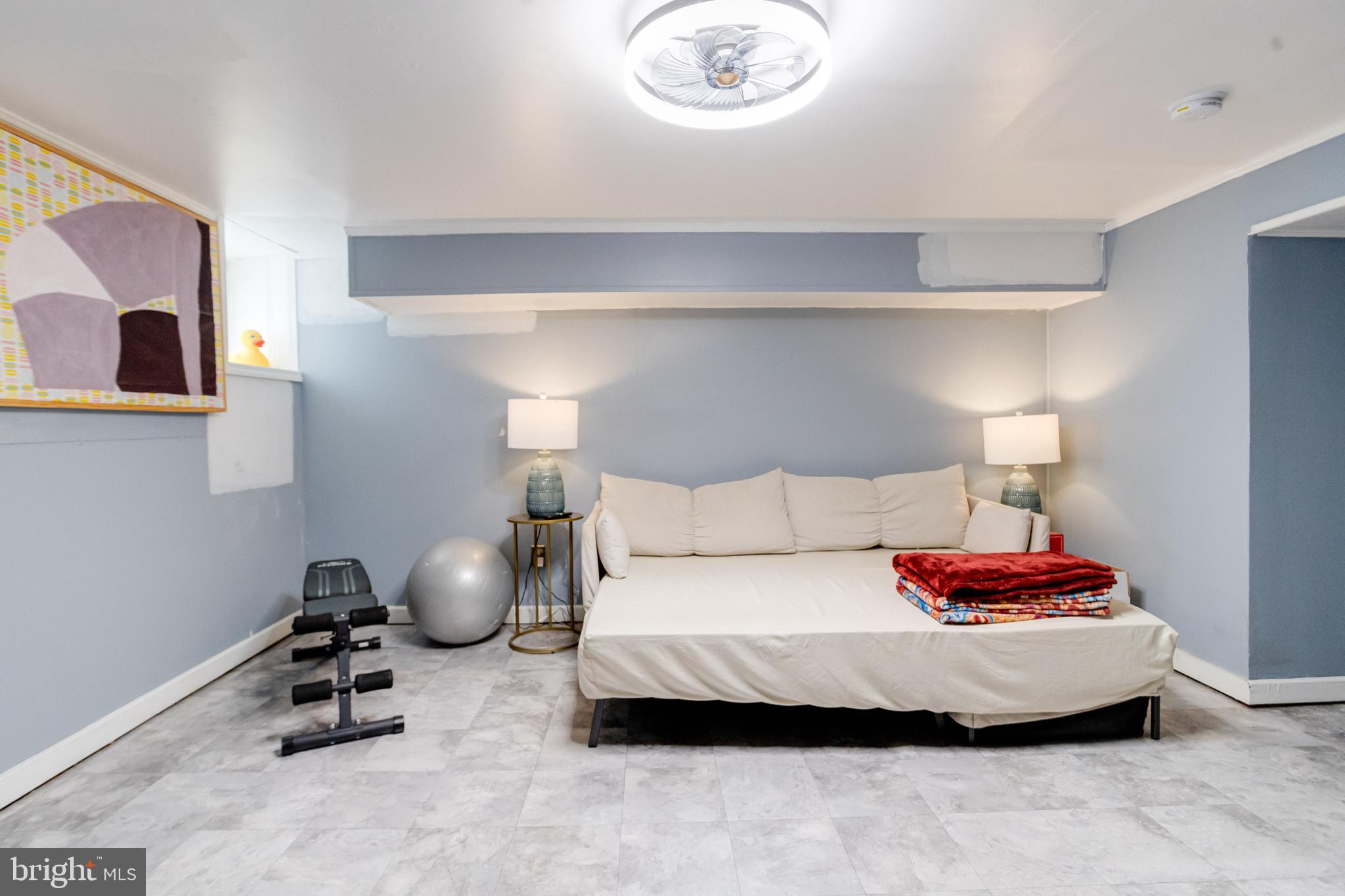 WYMAN PARK HAMPDEN - Residential