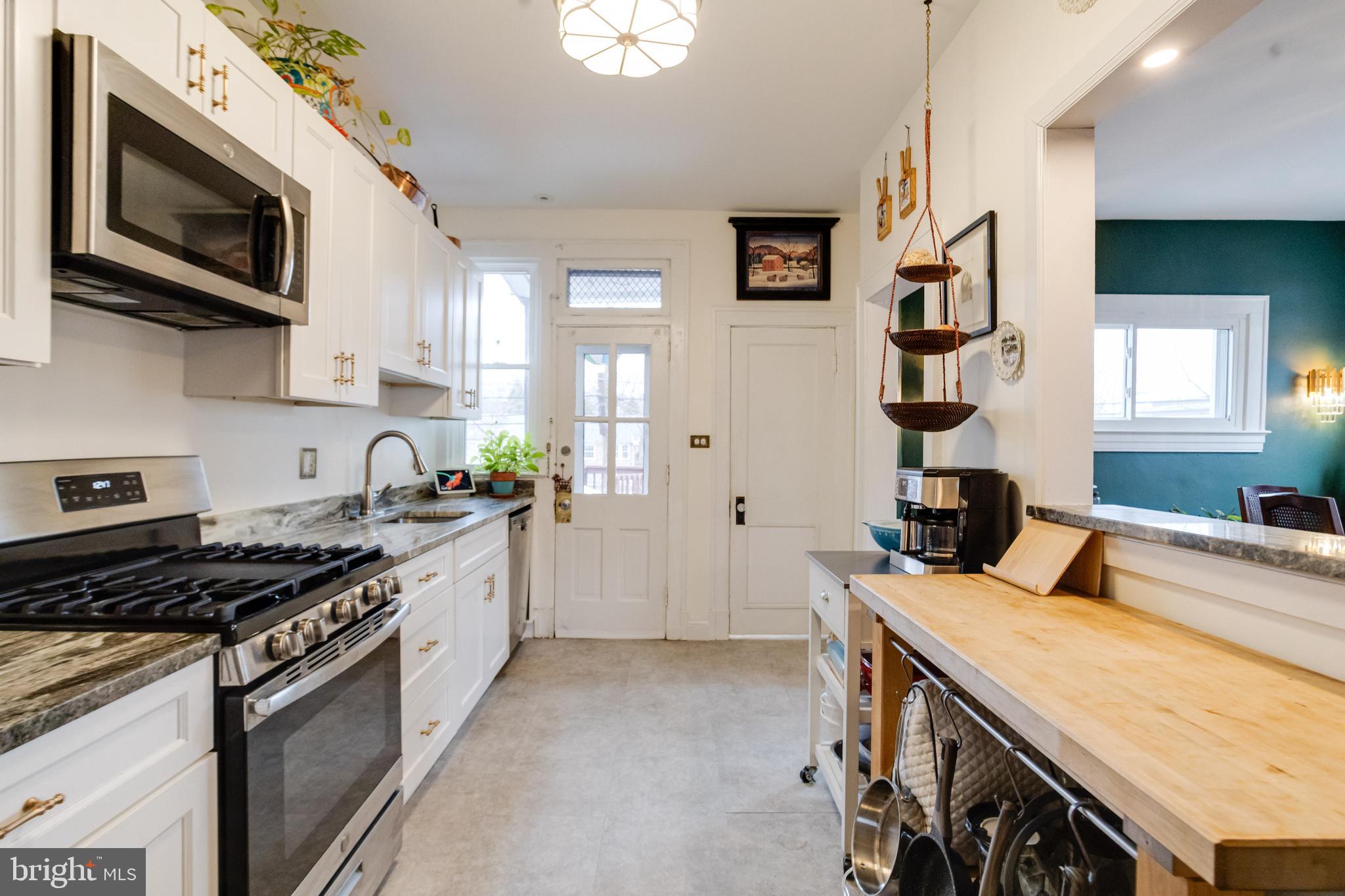 WYMAN PARK HAMPDEN - Residential