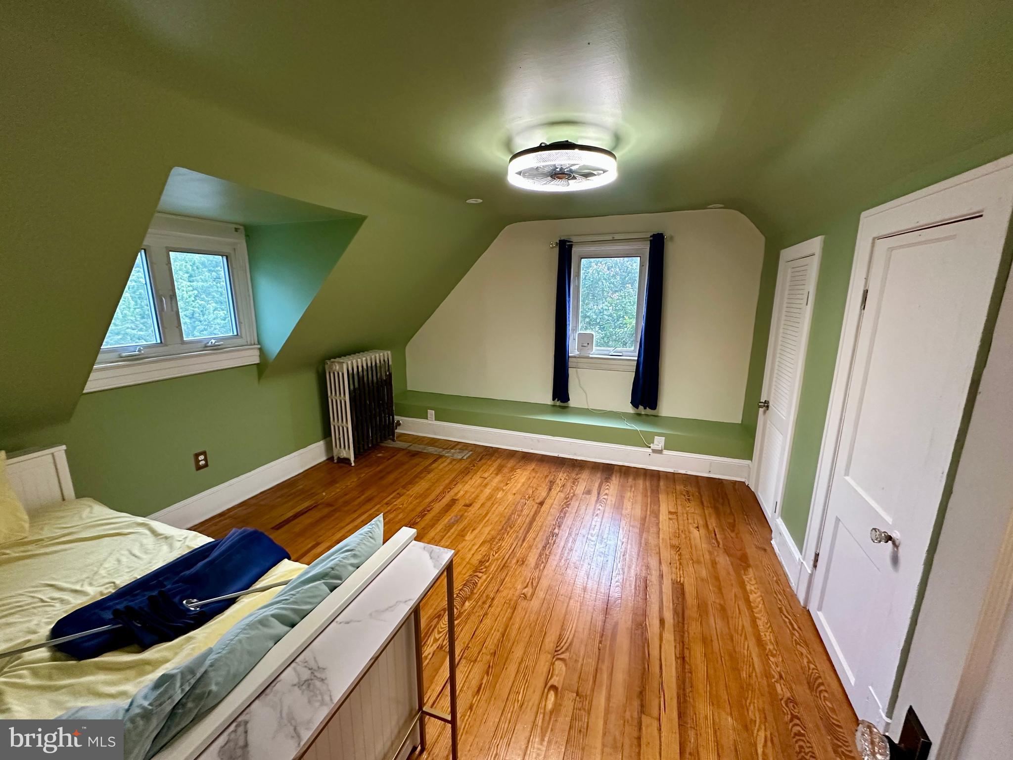 WYMAN PARK HAMPDEN - Residential