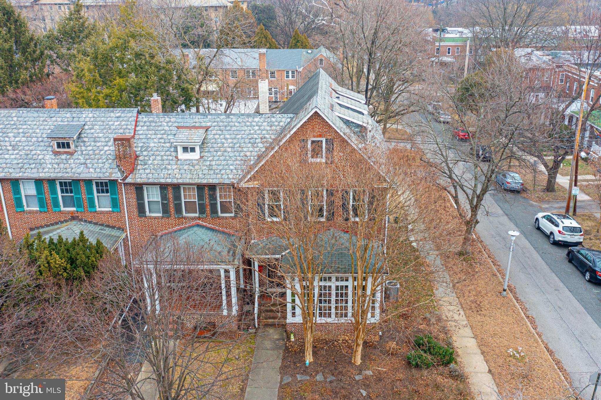 WYMAN PARK HAMPDEN - Residential