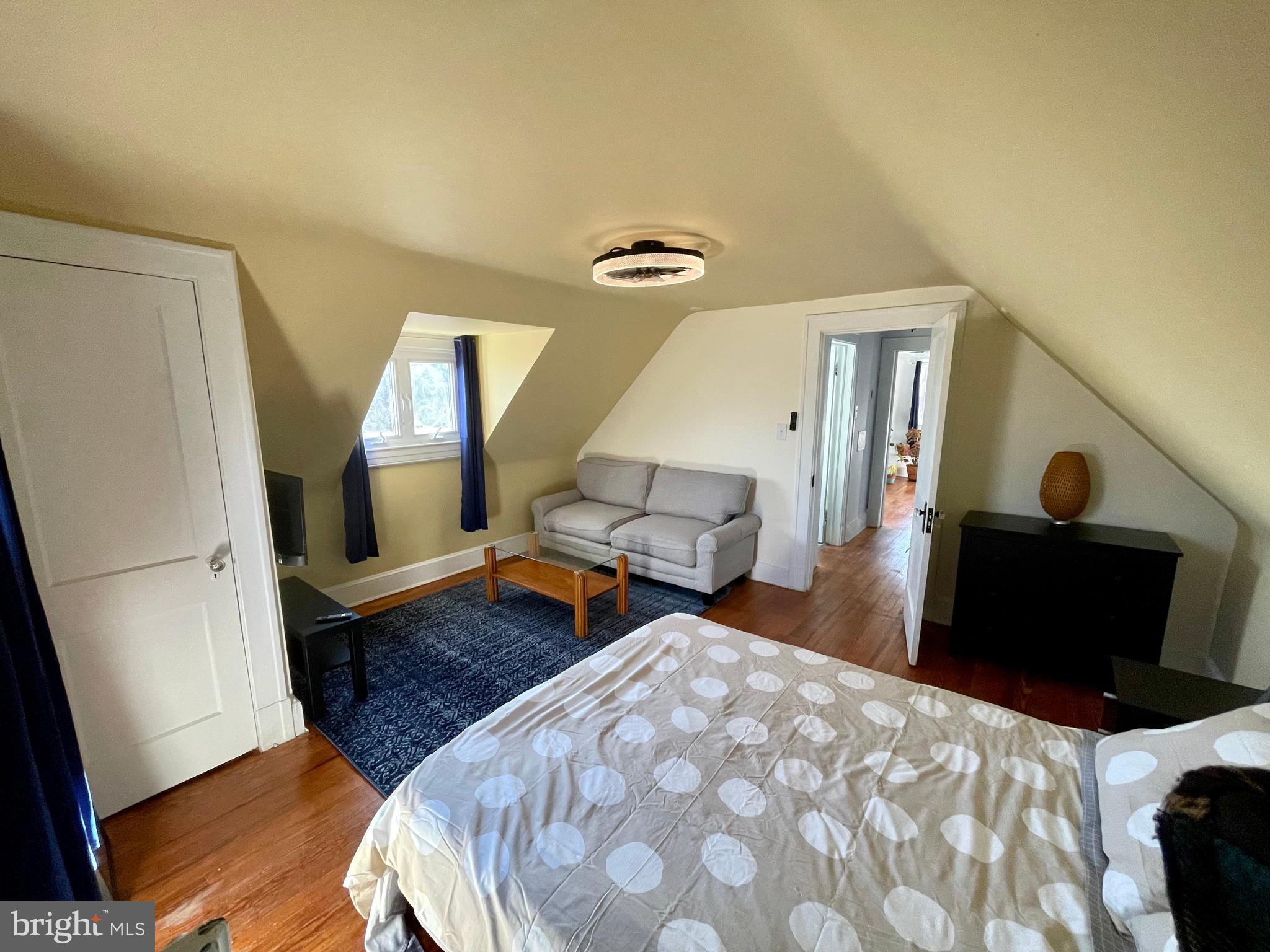 WYMAN PARK HAMPDEN - Residential